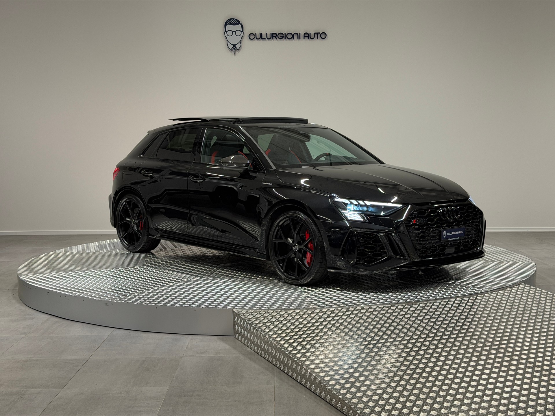 AUDI RS3 Sportback 2.5 TSI quattro S-tronic-showroom-element-2
