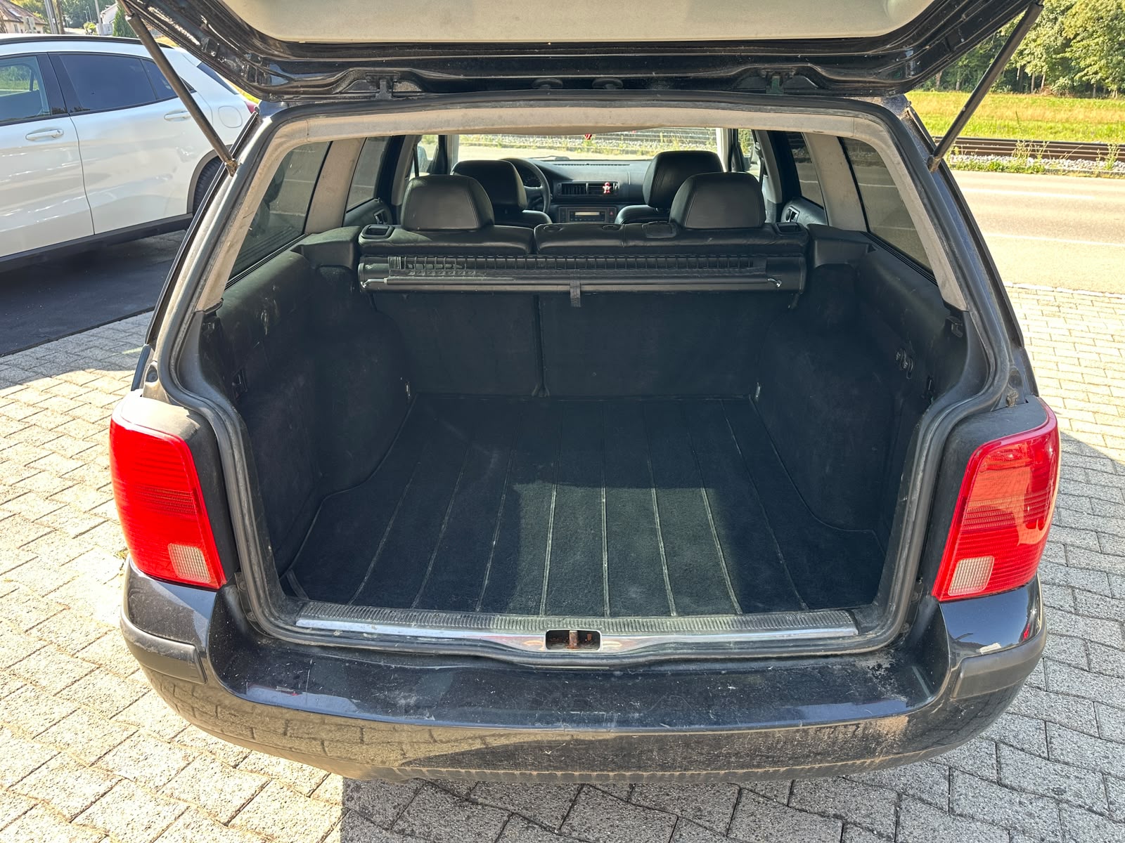 VW Passat Variant 1.8 T Comfortline-image-6