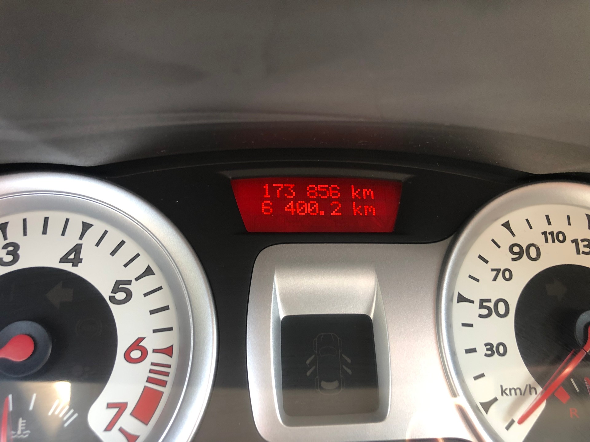 RENAULT Clio 1.2 16V Turbo S-image-13