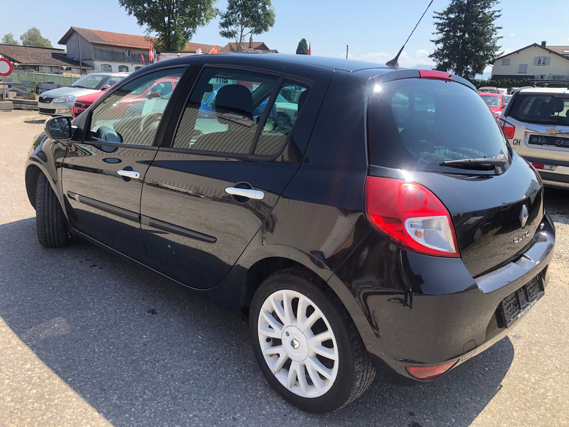 RENAULT Clio 1.2 16V Turbo S-image-3