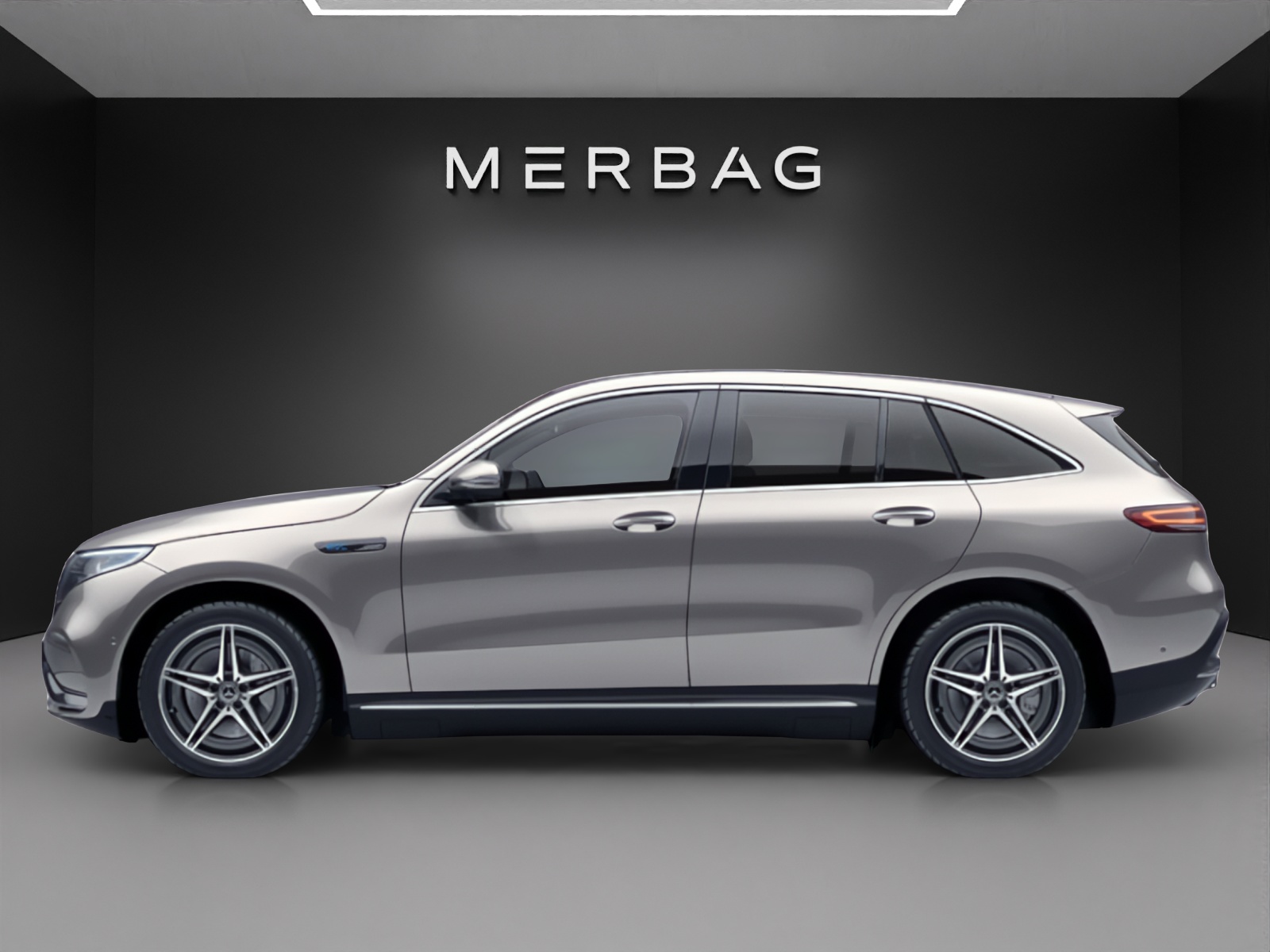 MERCEDES-BENZ EQC 400 AMG Line 4Matic-image-2