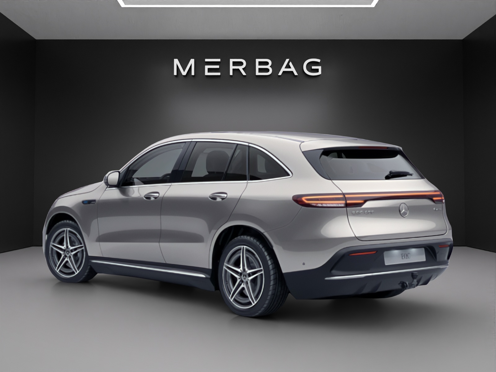 MERCEDES-BENZ EQC 400 AMG Line 4Matic-image-3