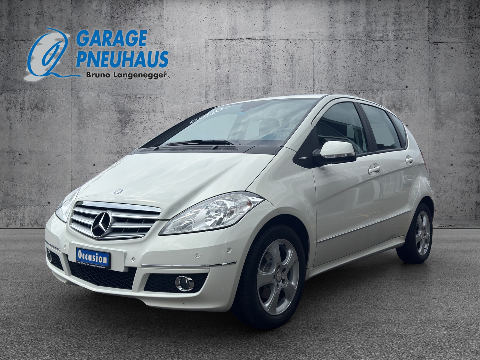 MERCEDES-BENZ A 180 Avantgarde Selection Autotronic-showroom-element-1