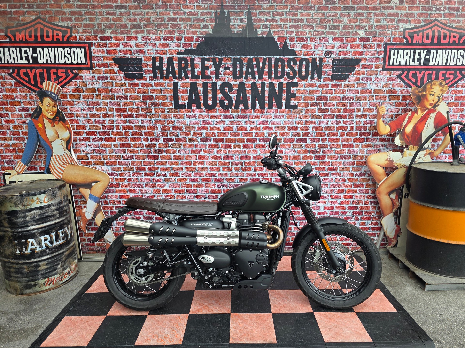 TRIUMPH Street Scrambler 900