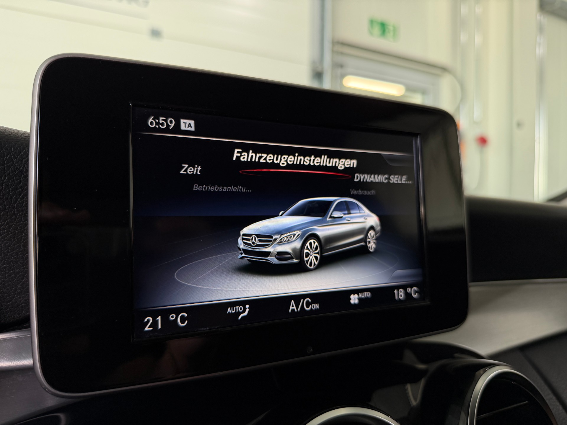 MERCEDES-BENZ C 250 BlueTEC Avantgarde 4Matic 7G-Tronic (CH)-image-8