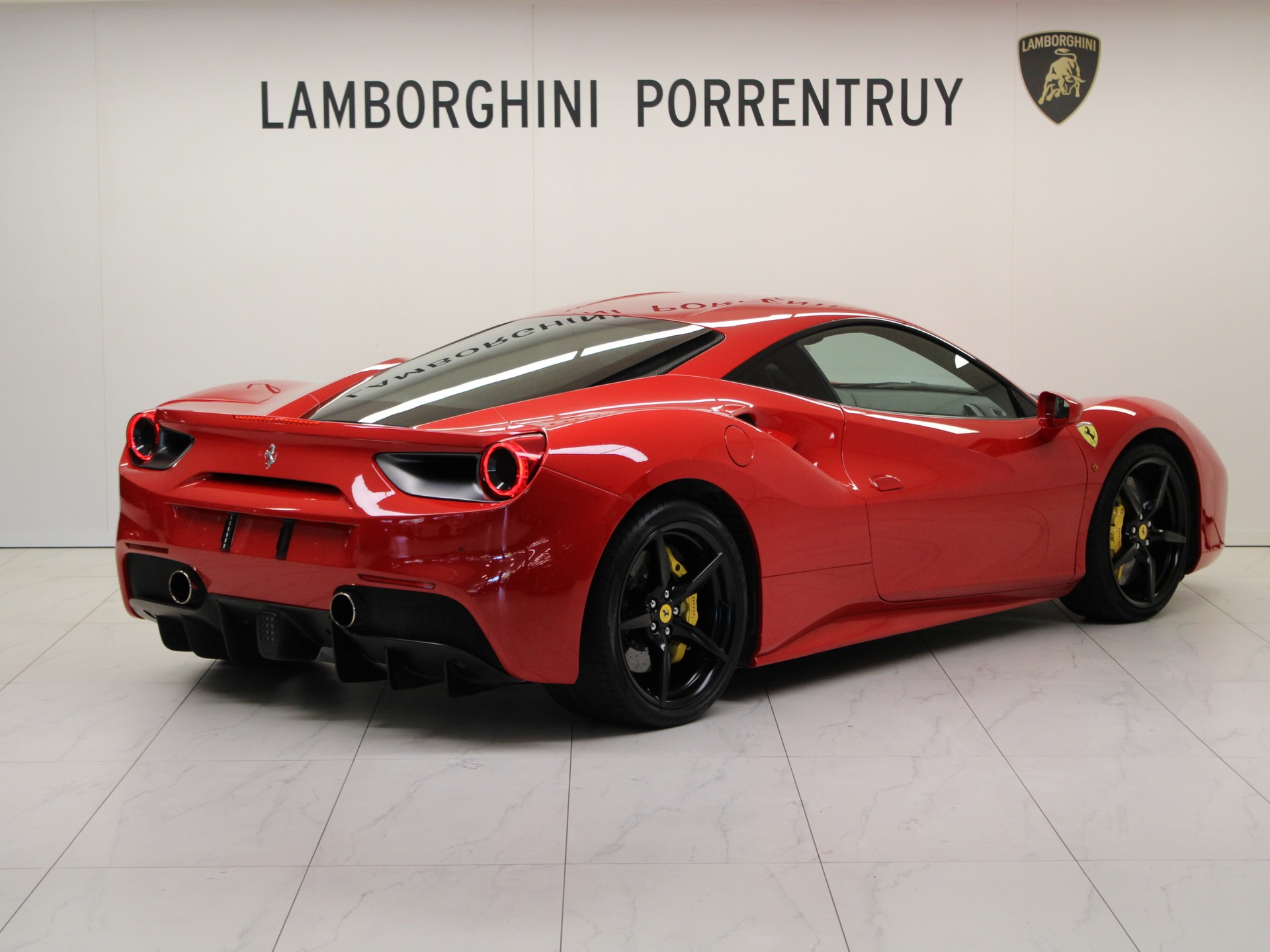 FERRARI 488 GTB 3.9 V8-image-2