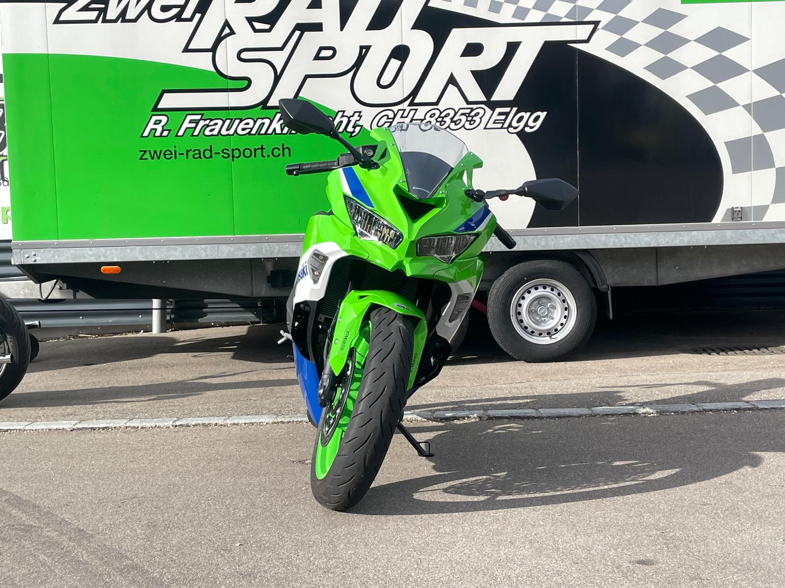 KAWASAKI Ninja ZX-4RR 40th Anniversary-image-4