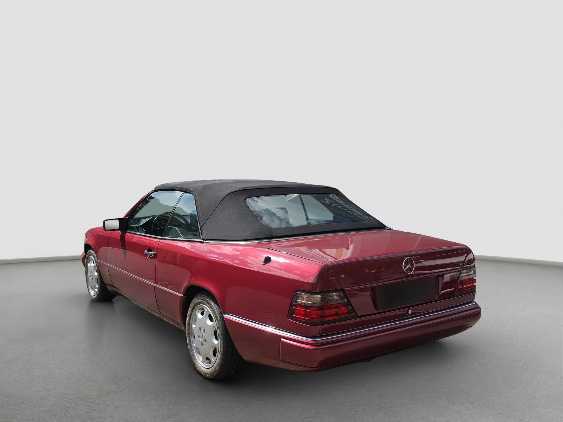 MERCEDES-BENZ 300 CE-24 Cabrio-showroom-element-2