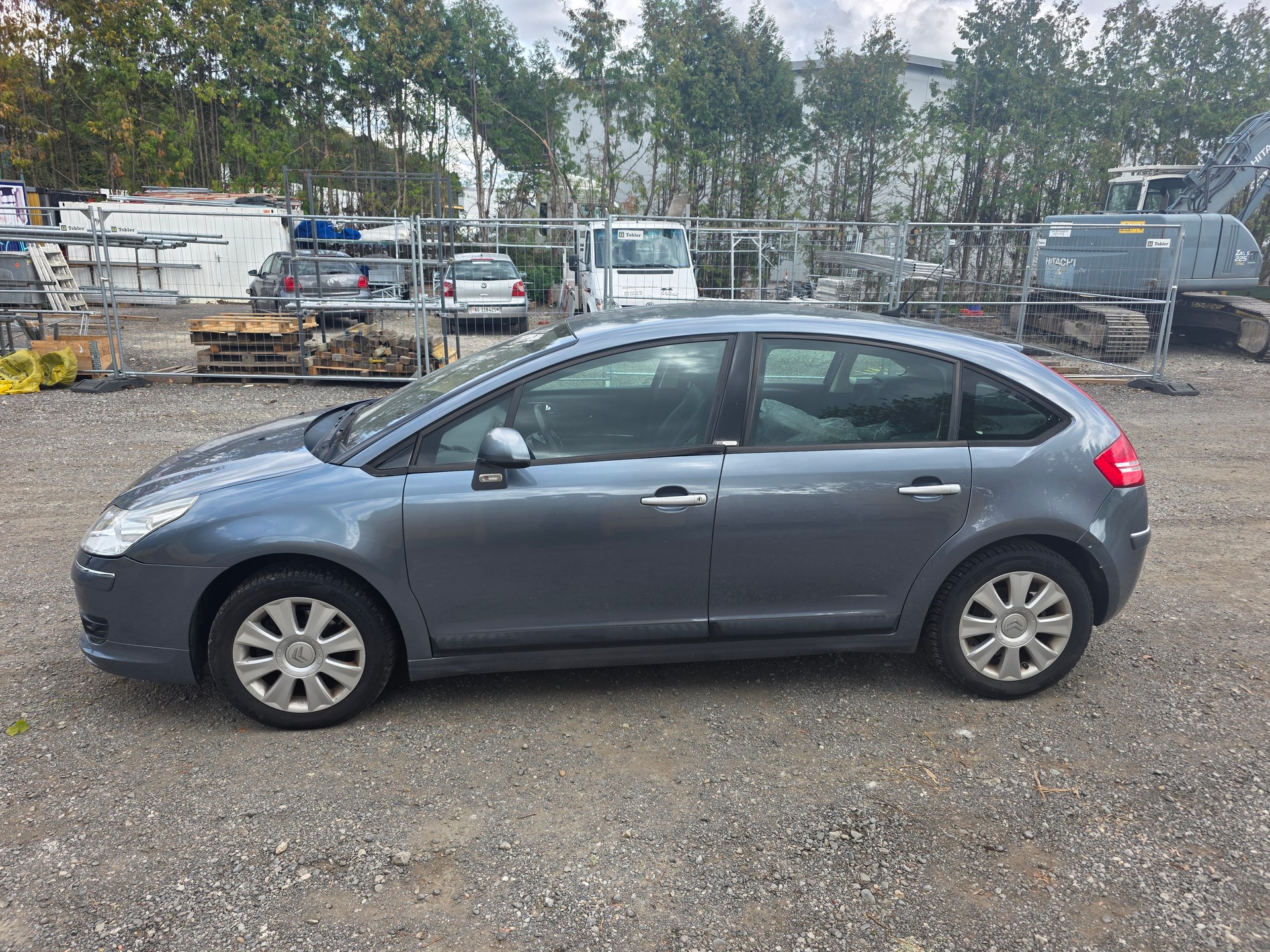 CITROEN C4 Berline 2.0i 16V VTR Automatic