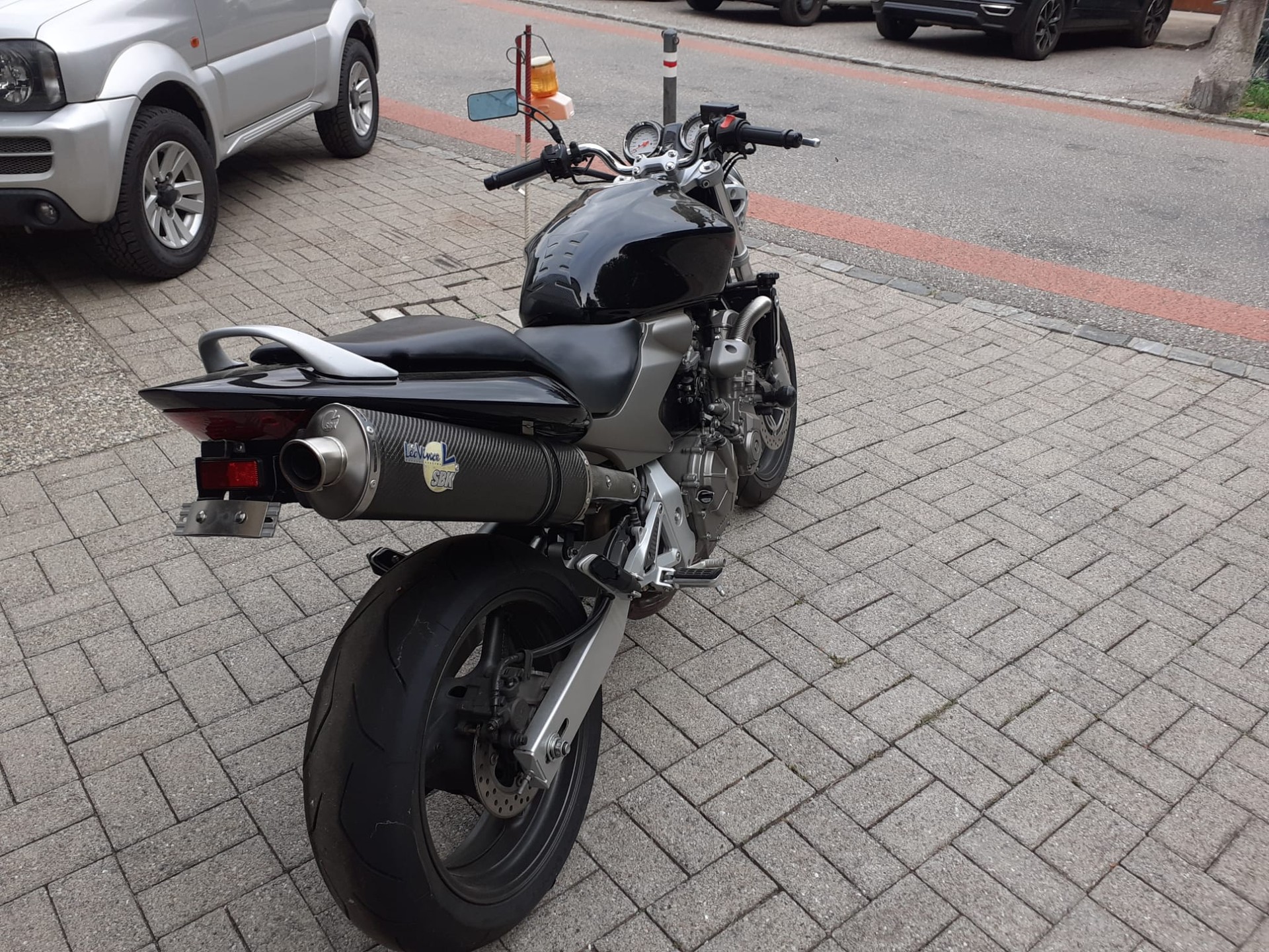 HONDA HORNET-image-1
