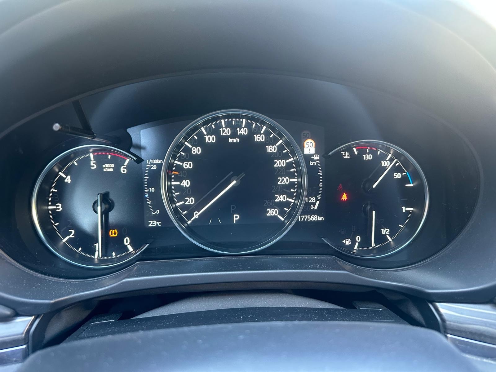 MAZDA CX-5 SKYACTIV-D 184 Revolution AWD Automat-image-14