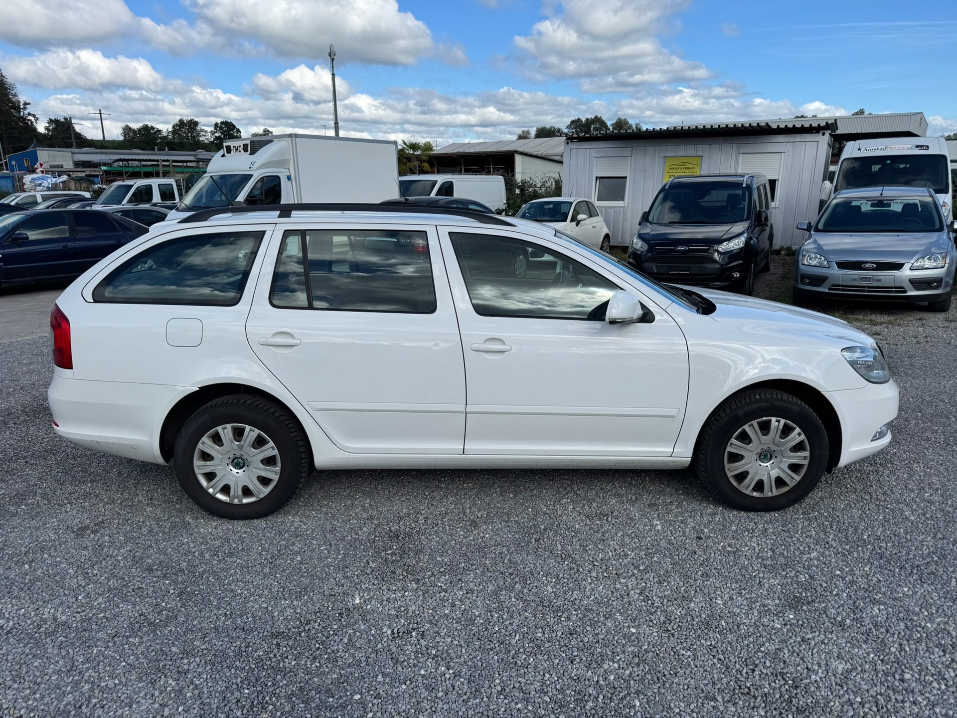 SKODA Octavia Combi 1.6 TDI Ambition 4x4-image-4