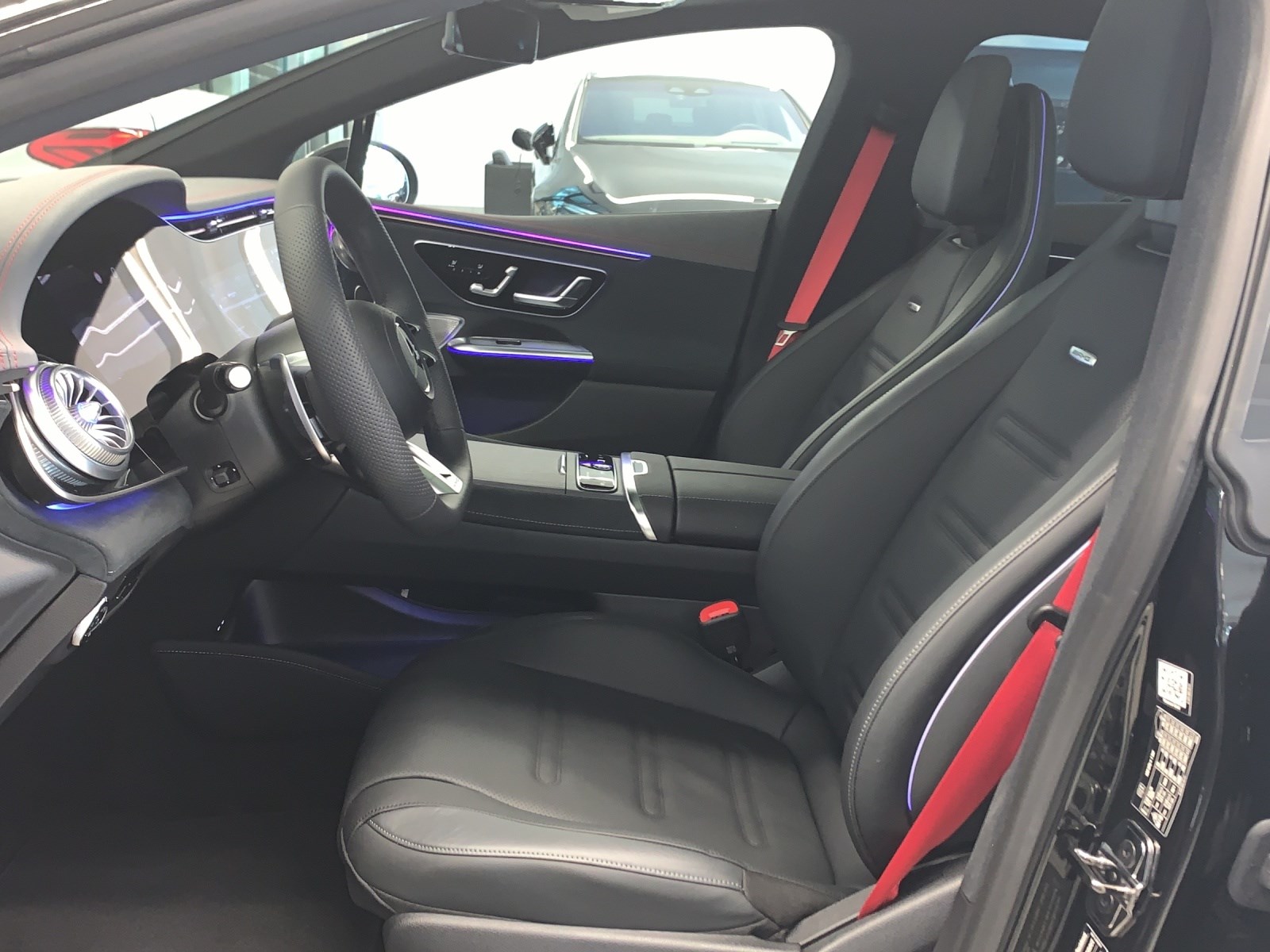 MERCEDES-BENZ EQE 43 AMG 4 Matic-image-5