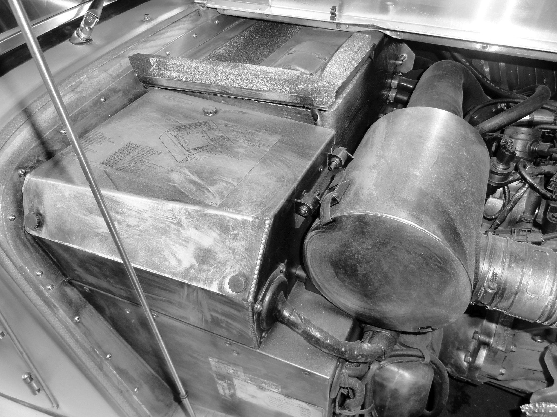 MORGAN einzigartiger Morgan PLUS 4 Avus Autone Vintage Edition-image-11