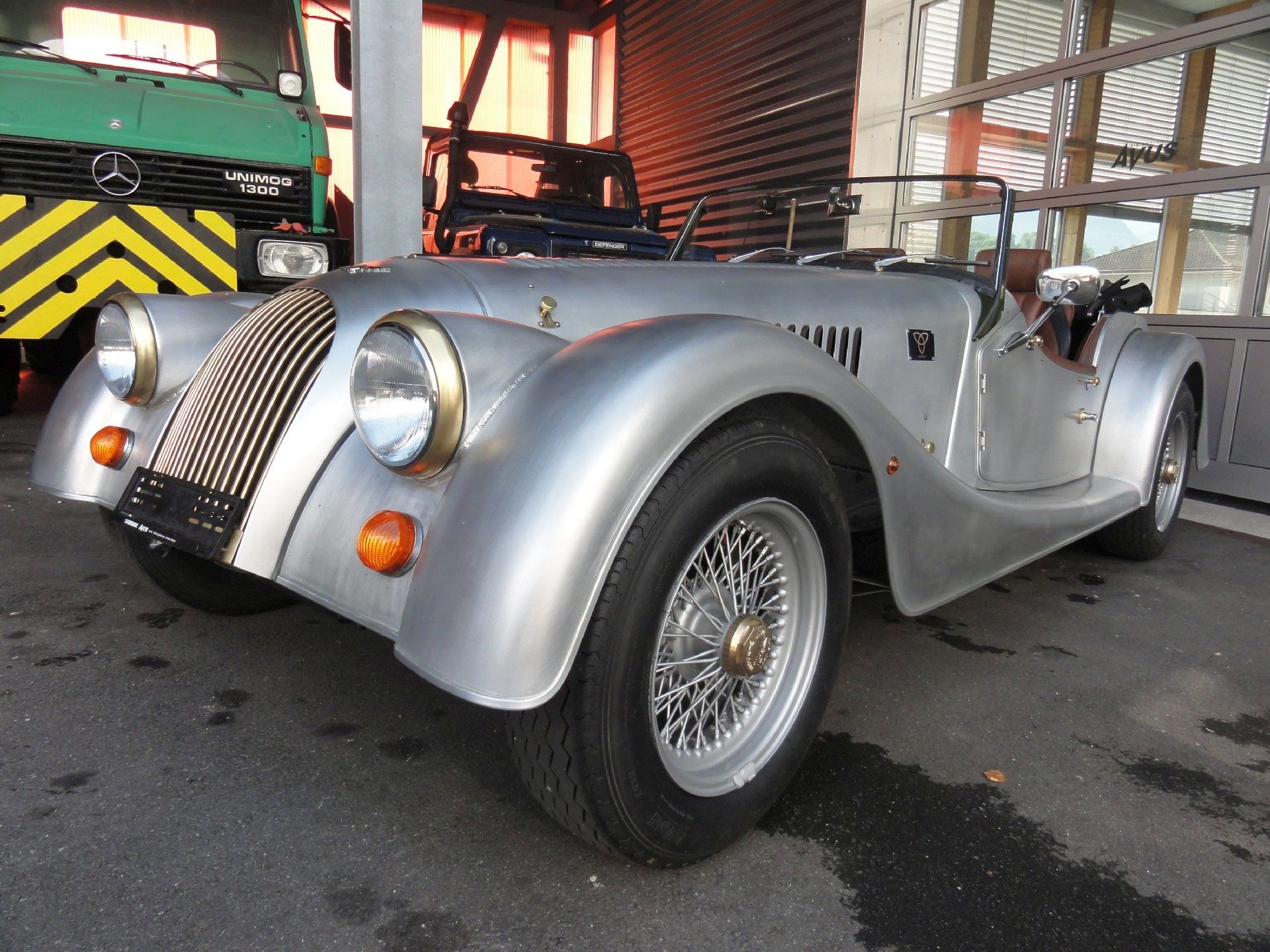 MORGAN einzigartiger Morgan PLUS 4 Avus Autone Vintage Edition-image-1