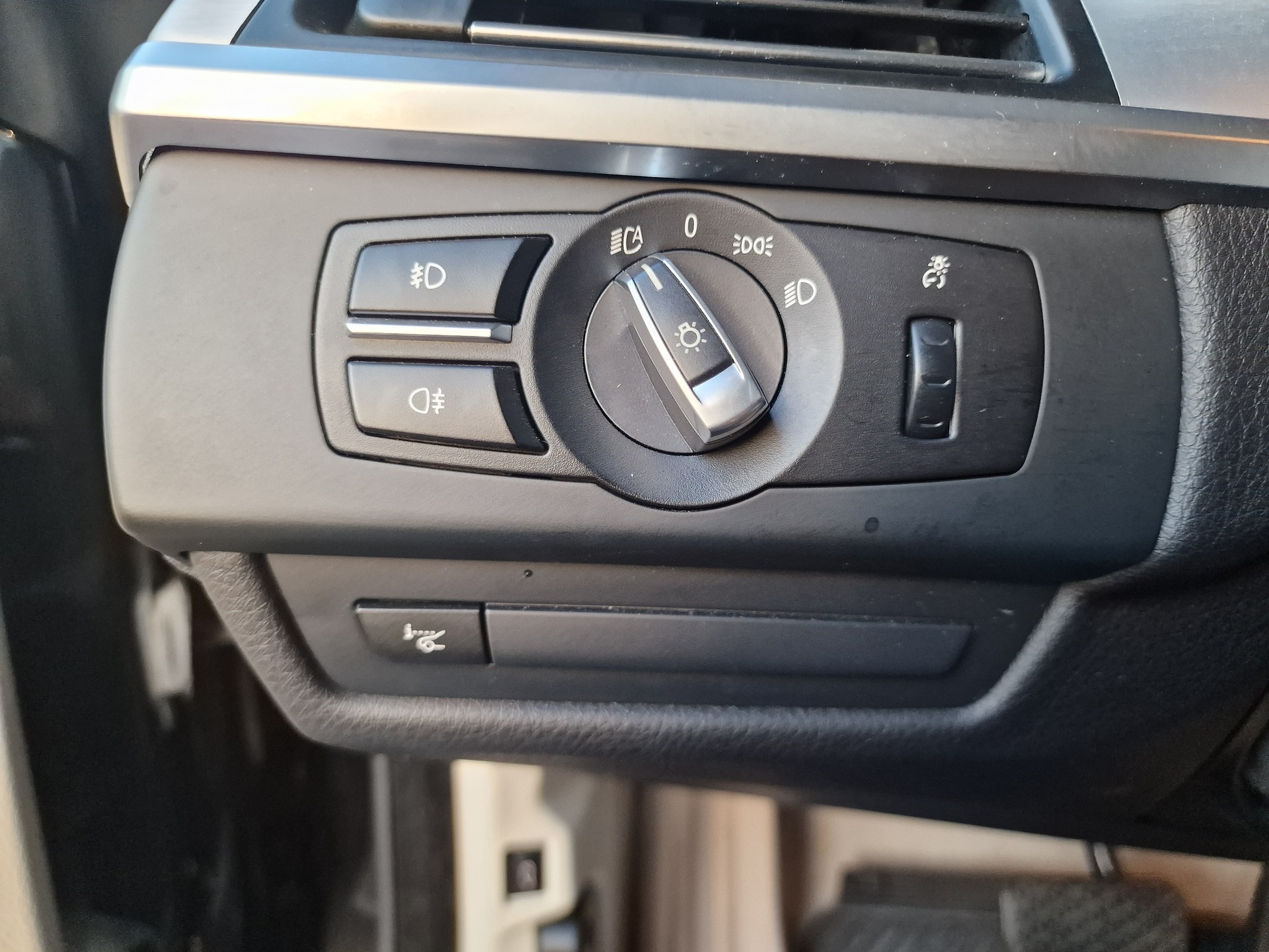 BMW 640d Cabrio xDrive 24Mt Gara-image-15