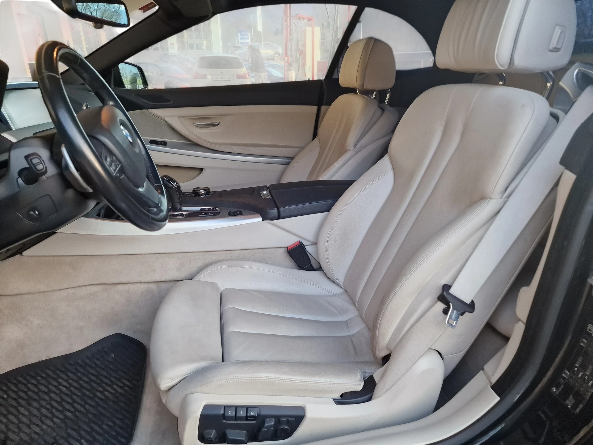 BMW 640d Cabrio xDrive 24Mt Gara-image-6