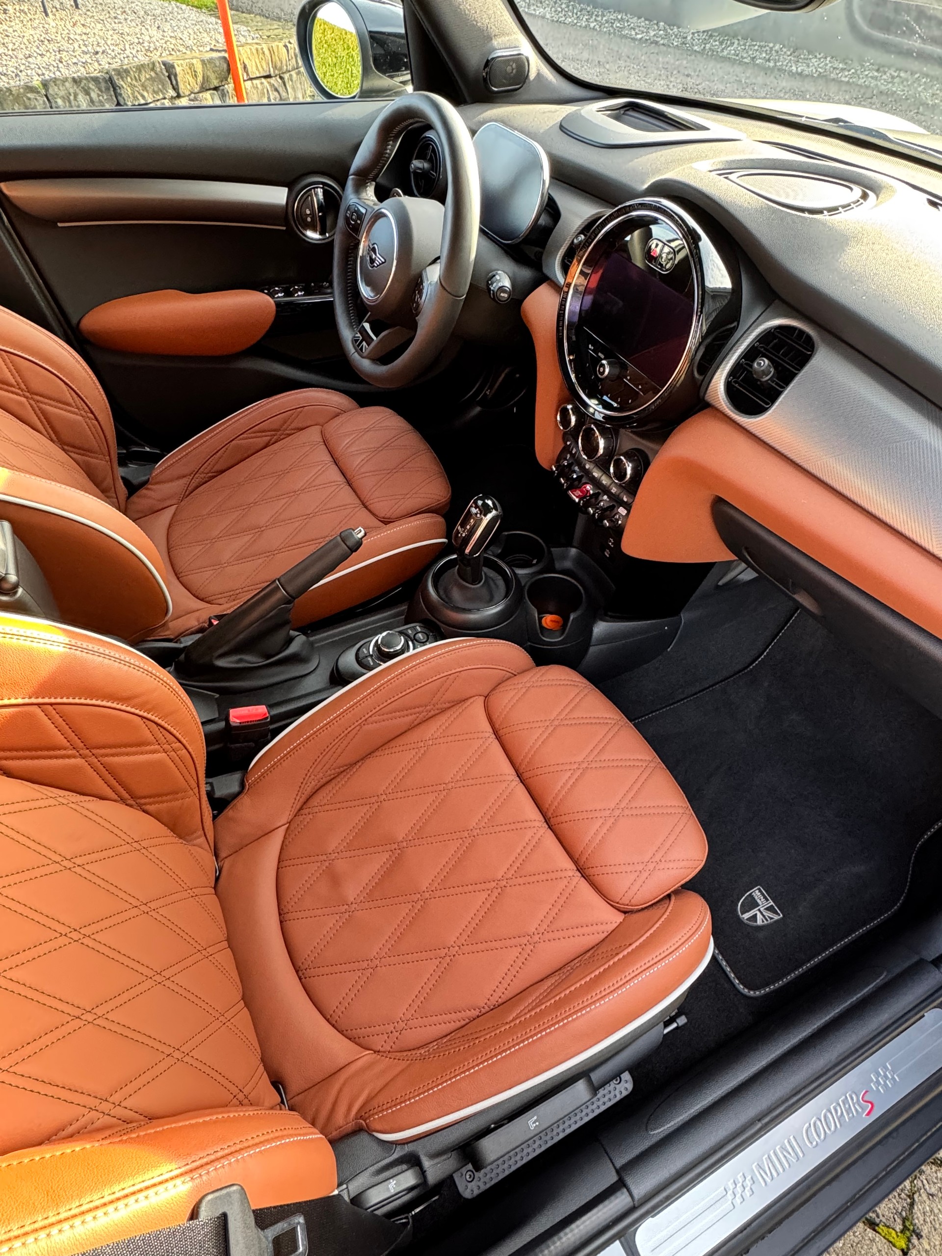 MINI Cooper S Travalgar (5 door)-image-5