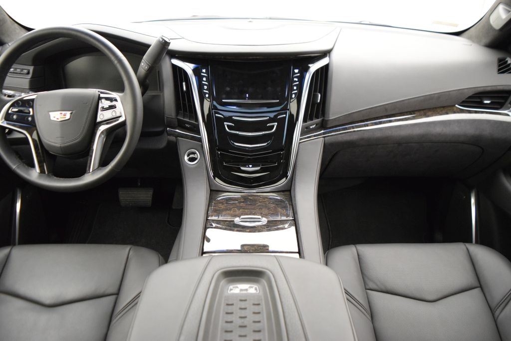 CADILLAC Escalade 6.2 ESV Platinum-image-9