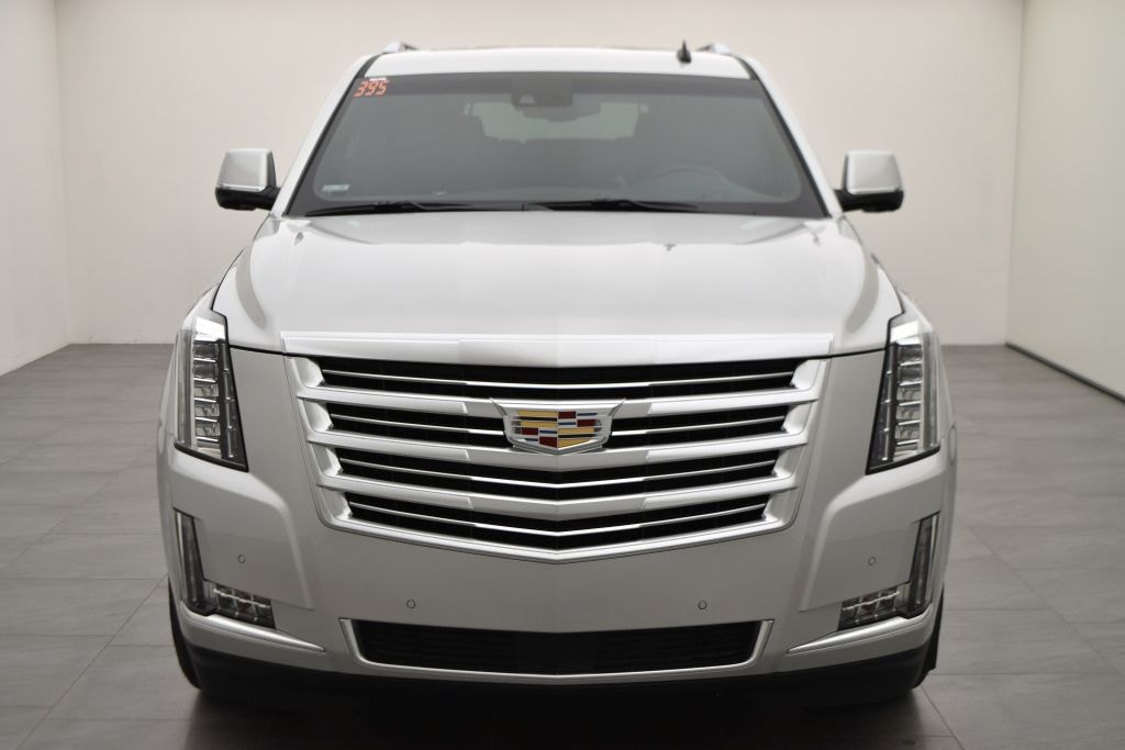 CADILLAC Escalade 6.2 ESV Platinum-showroom-element-2