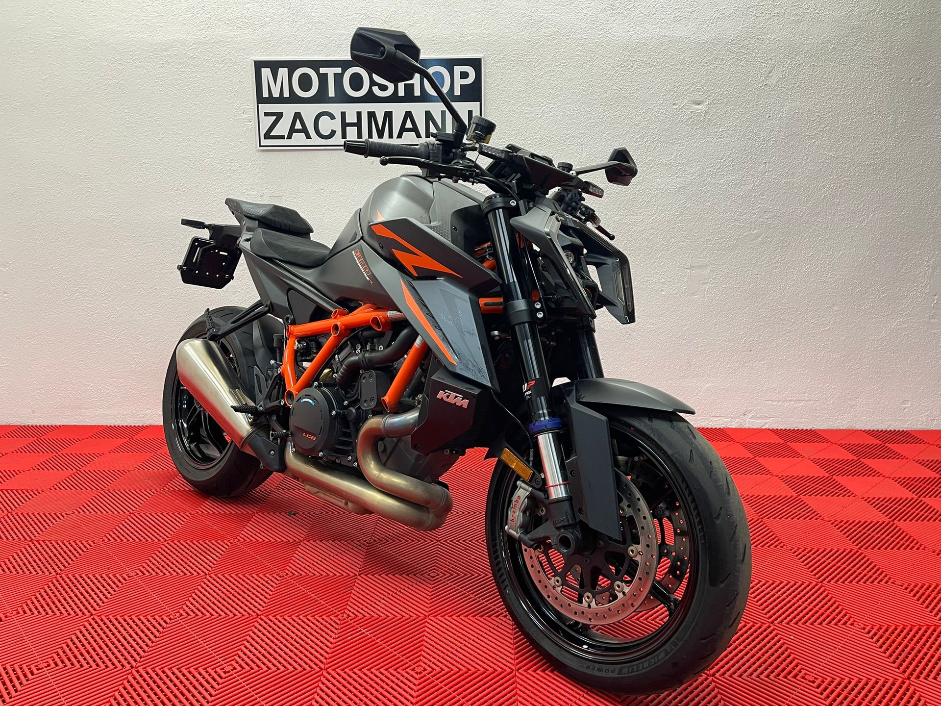 KTM 1390 Super Duke R EVO-image-1