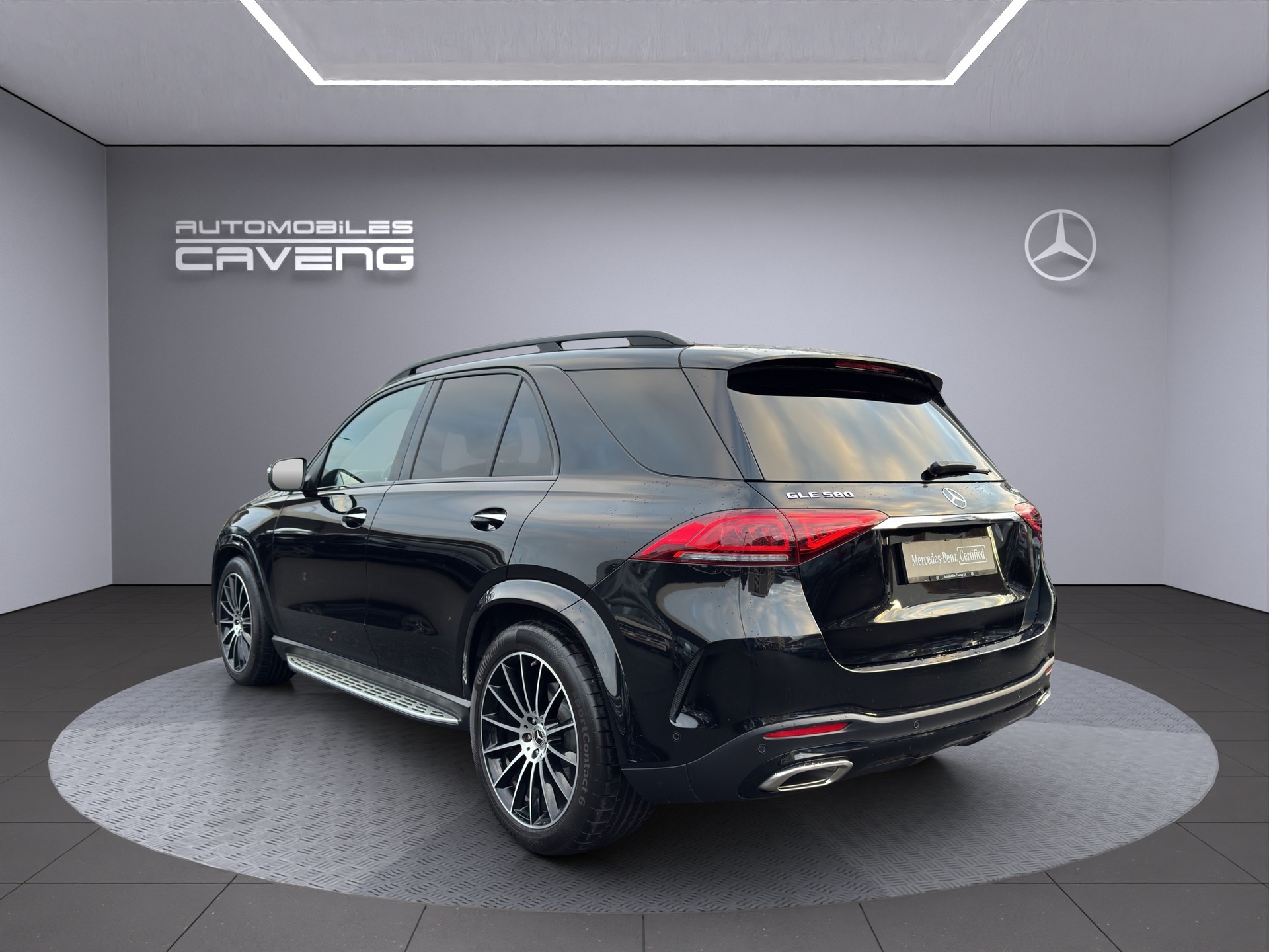 MERCEDES-BENZ GLE 580 4Matic AMG Line 9G-Tronic-showroom-element-2