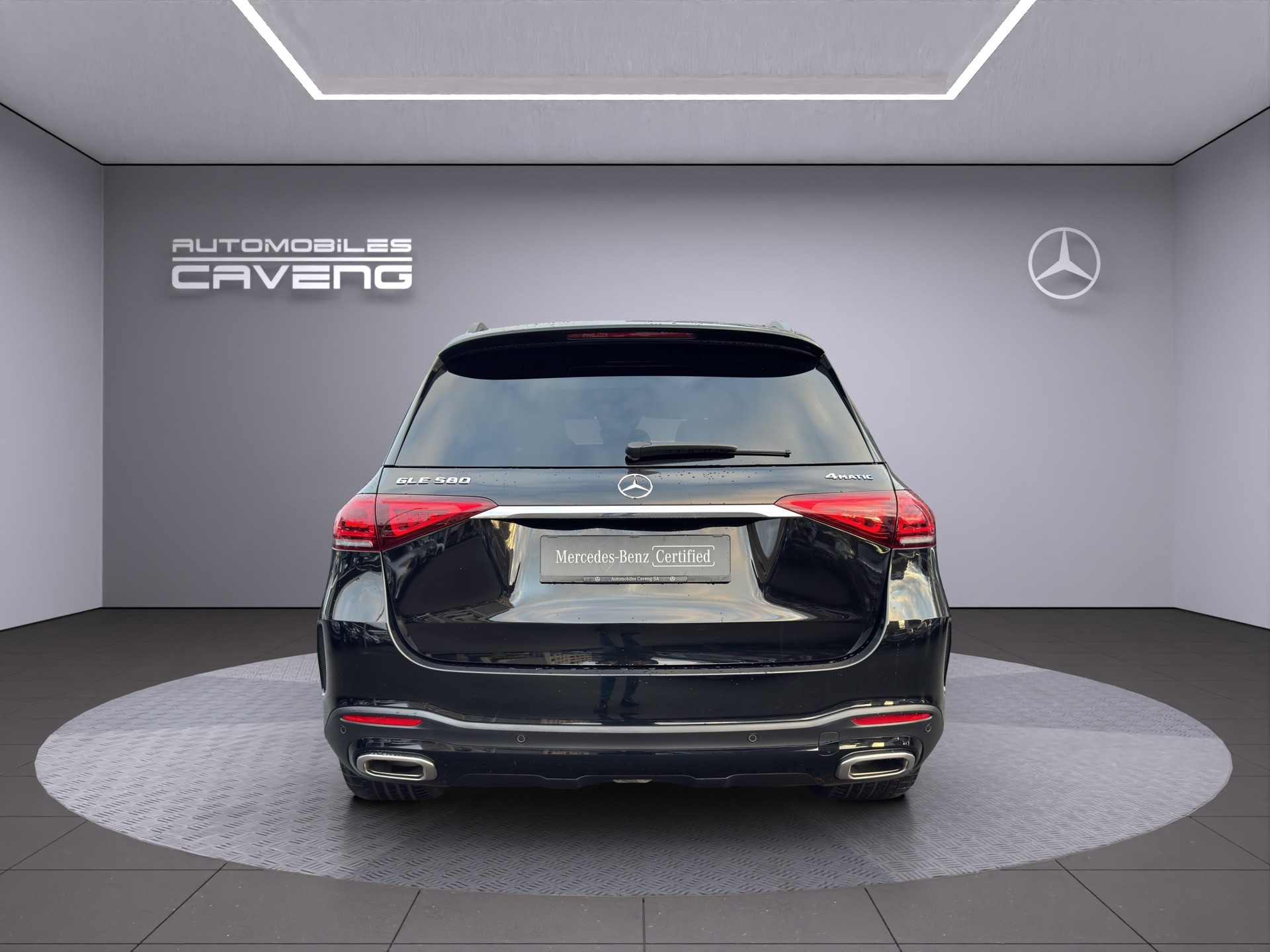 MERCEDES-BENZ GLE 580 4Matic AMG Line 9G-Tronic-showroom-element-3