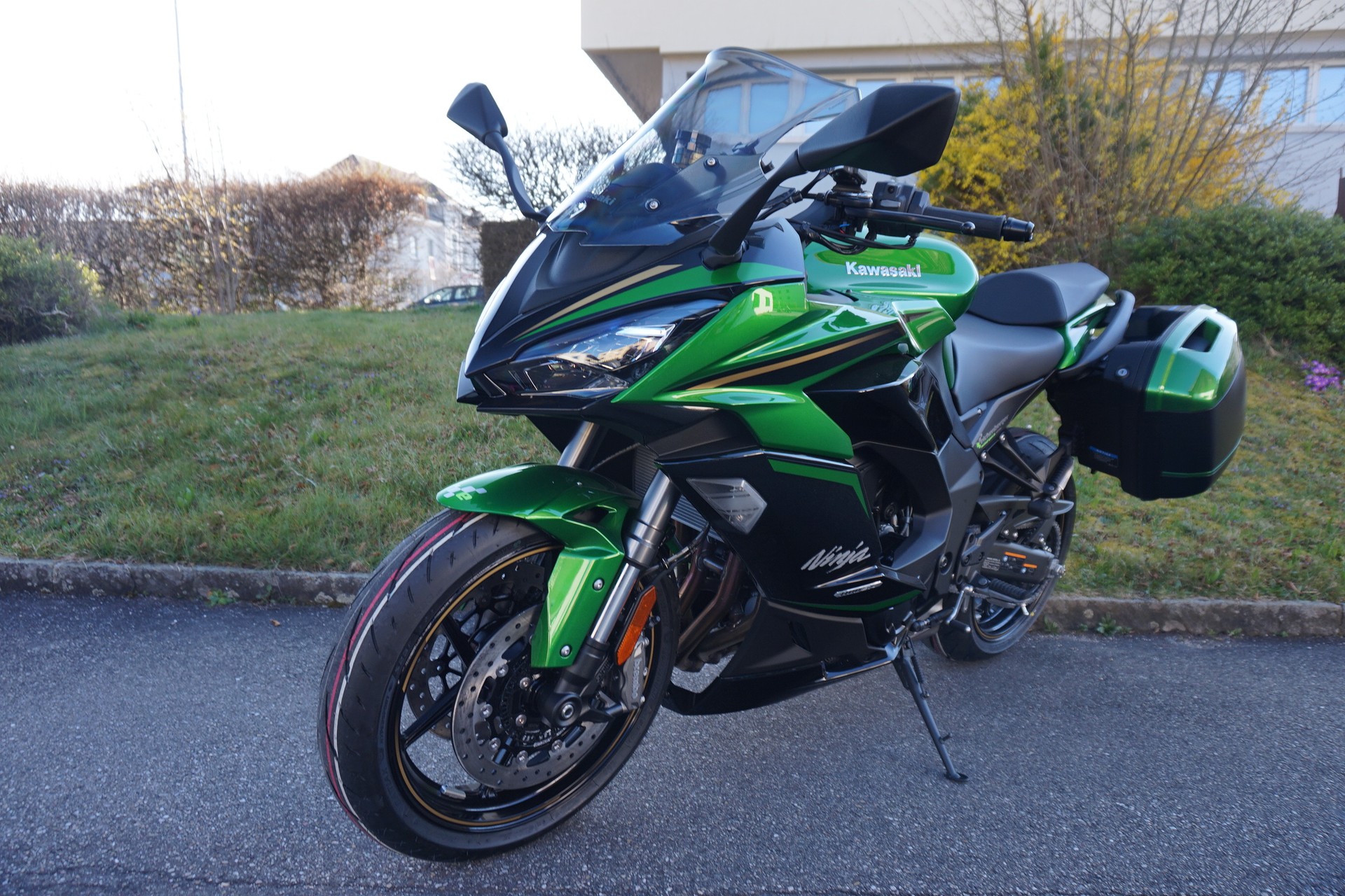 KAWASAKI Ninja 1100 SX SE Tourer-image-1