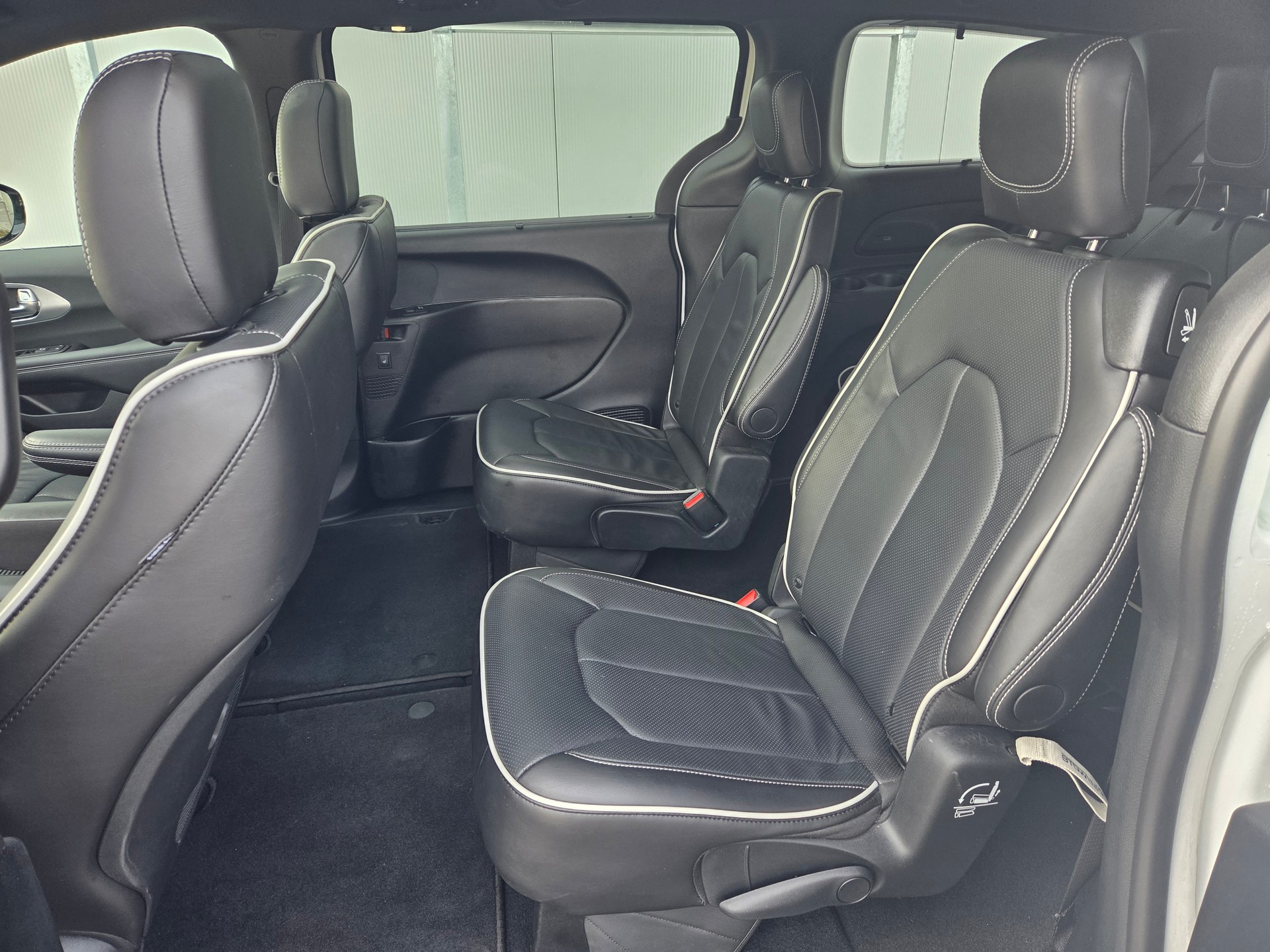 CHRYSLER Pacifica 3.6 V6 Limited S 290PS / 7-Plätzer-image-7