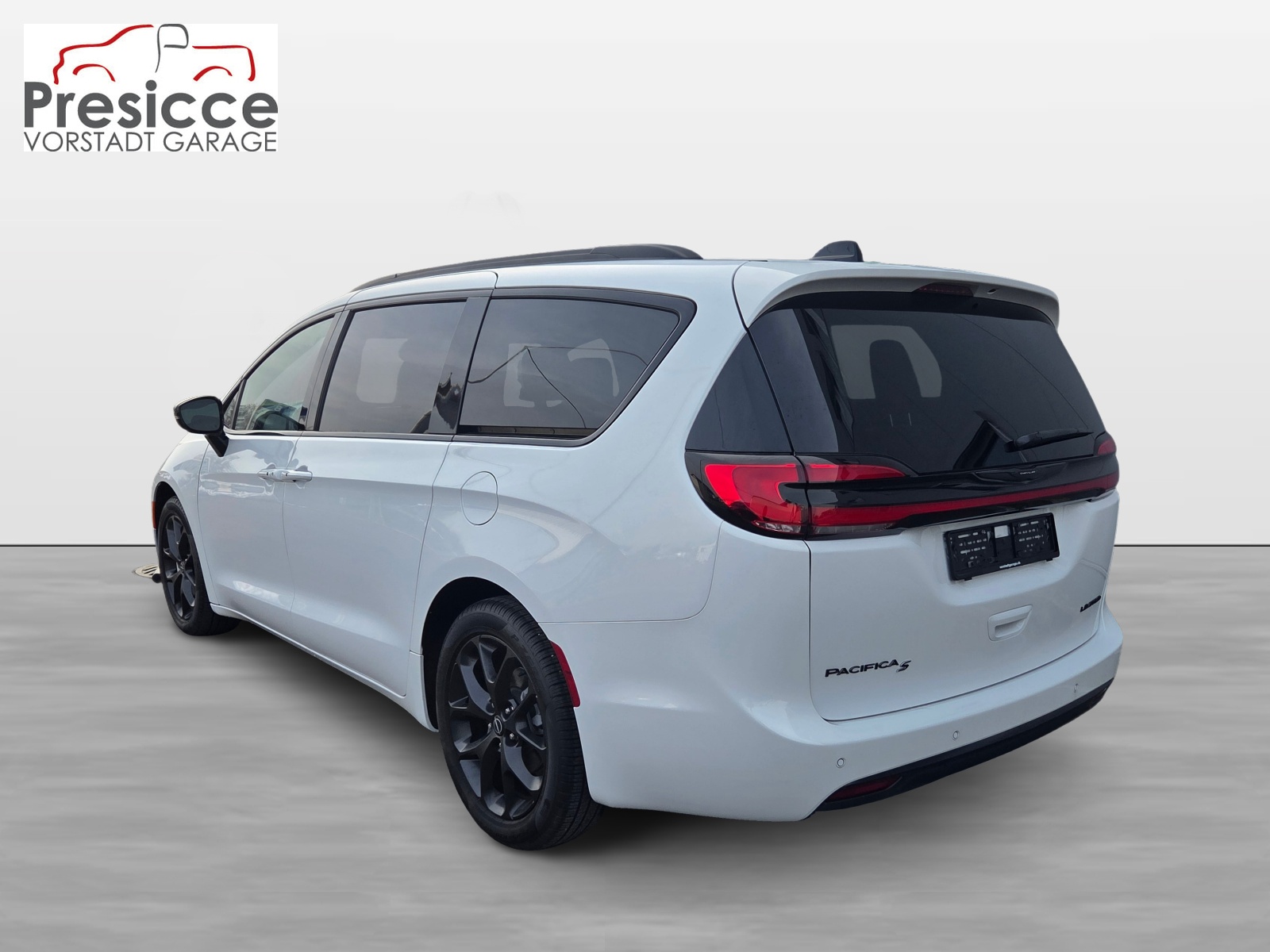 CHRYSLER Pacifica 3.6 V6 Limited S 291PS / 7-Plätzer-showroom-element-2