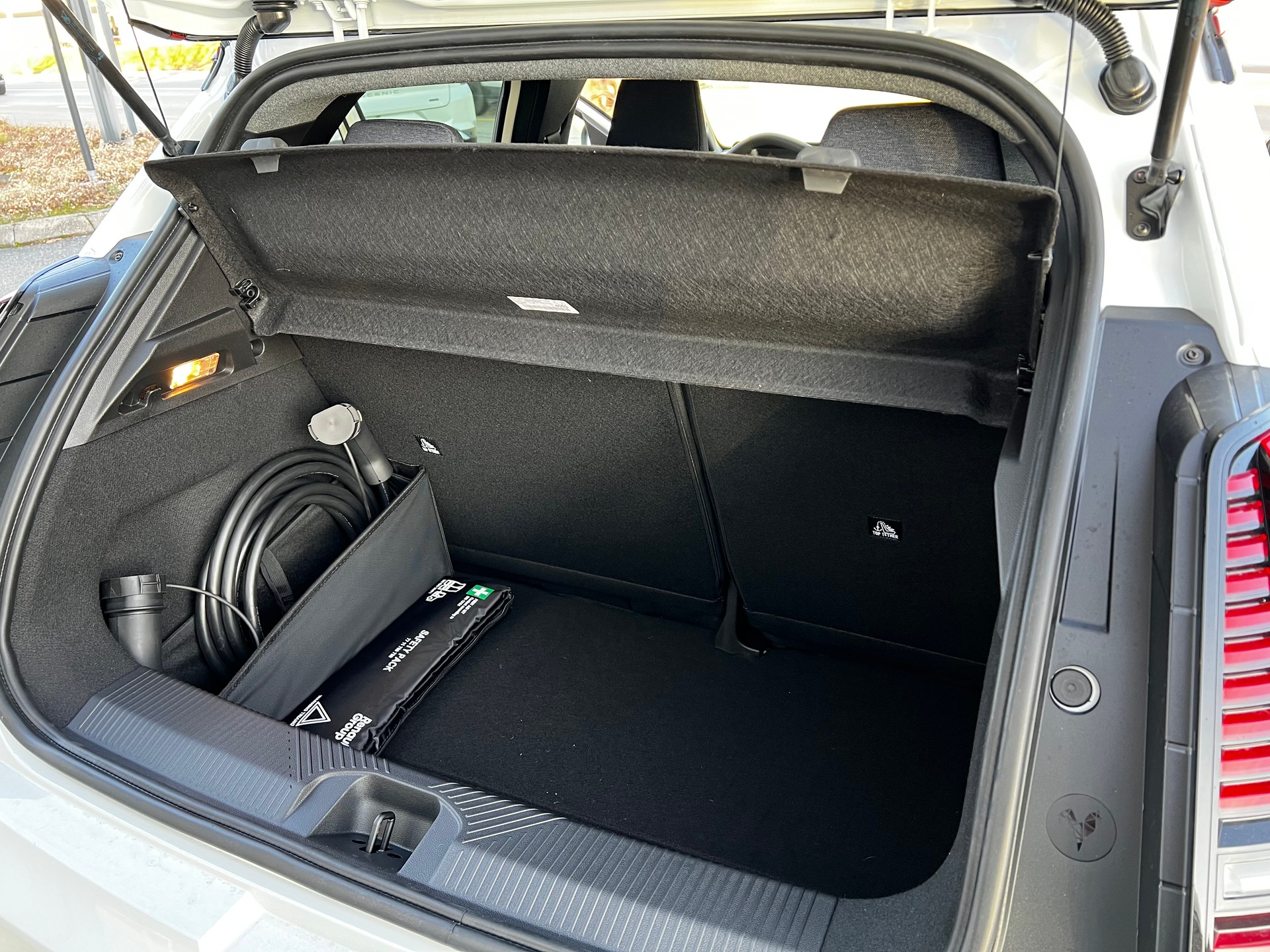 RENAULT R5 E-TECH ELECTRIC iconic five-image-9