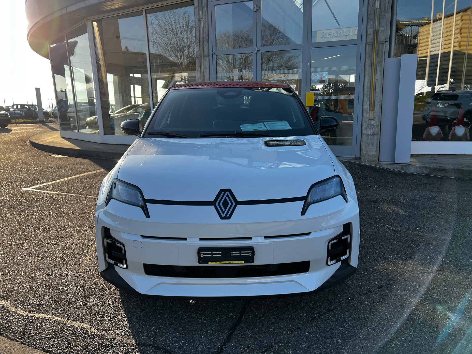 RENAULT R5 E-TECH ELECTRIC iconic five-image-1