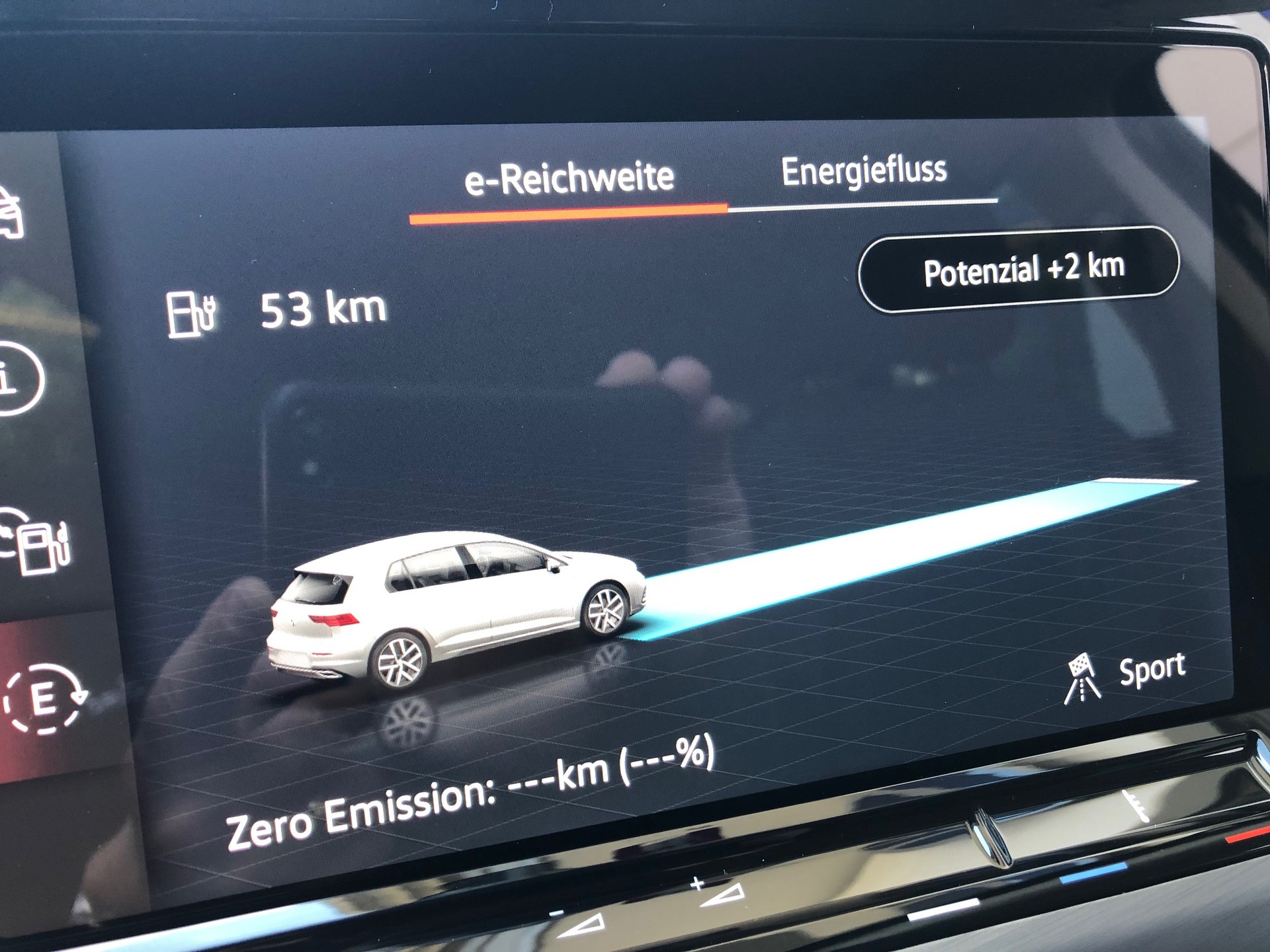 VW Golf 1.4 TSI PHEV Selection-image-8