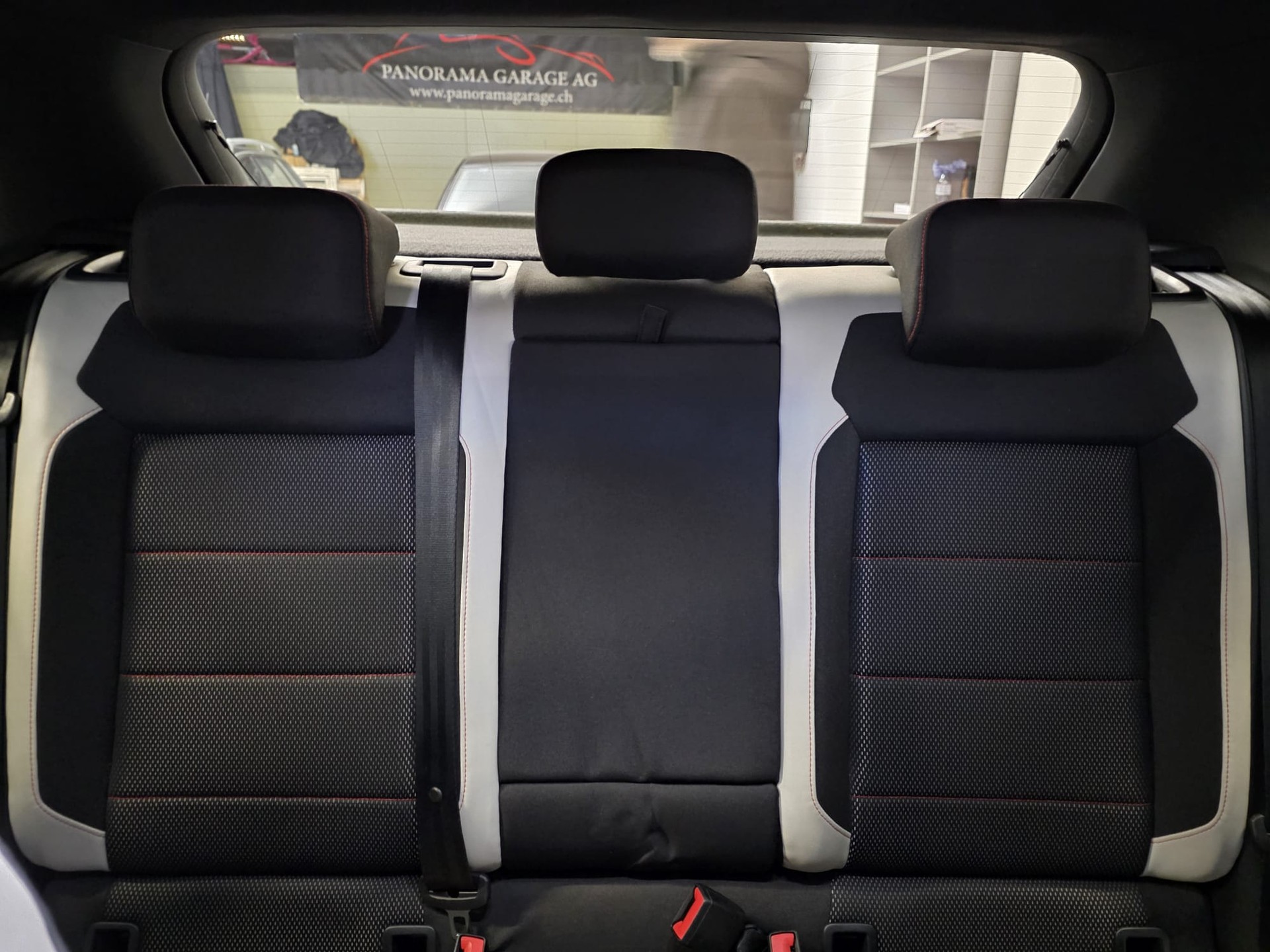 VW T-Roc 2.0 TDI SCR Sport DSG 4Motion-image-16
