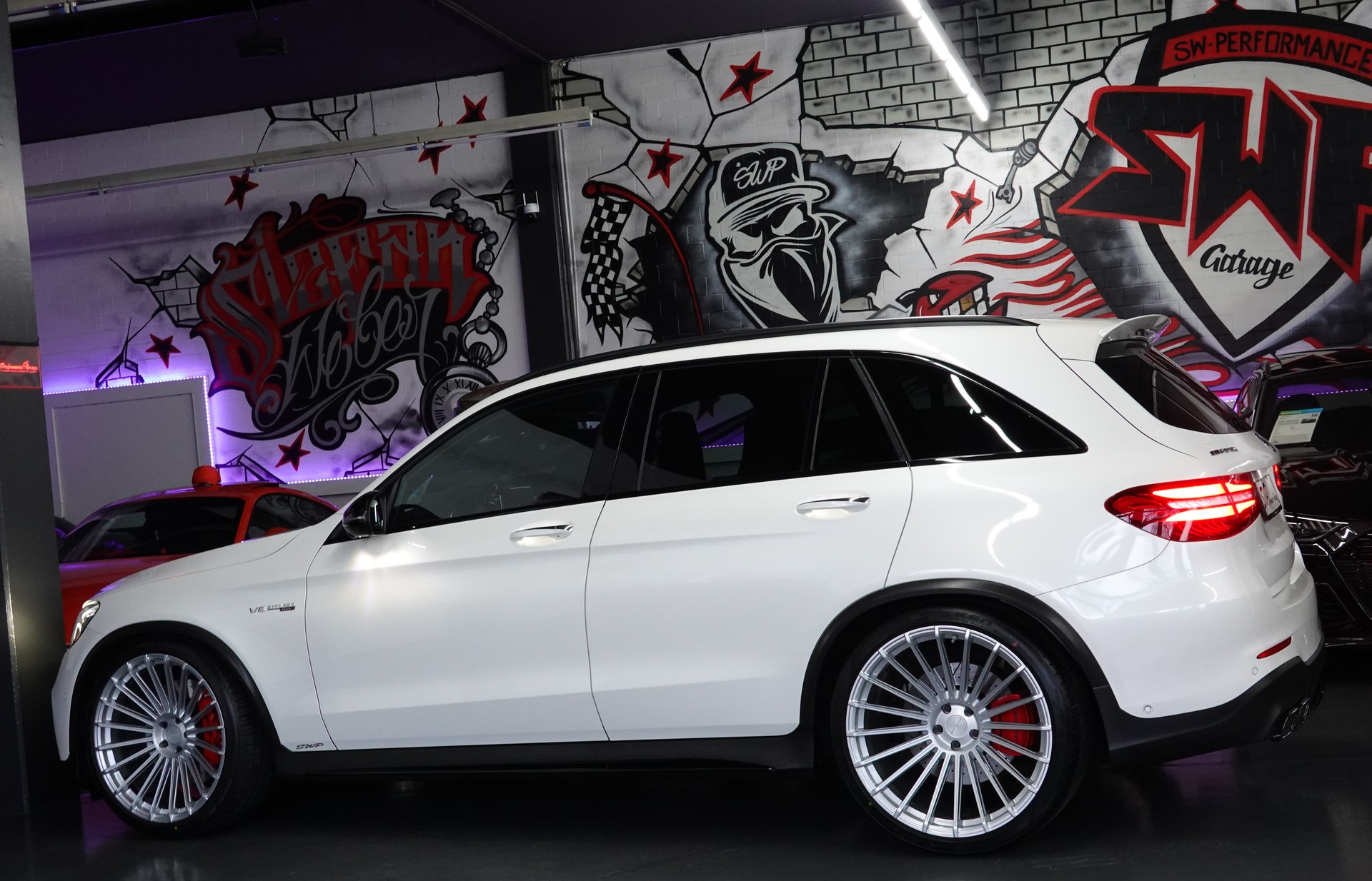 MERCEDES-BENZ GLC 63 S AMG 4MATIC+ 9G-TRONIC 22"ALUS. ON POINT-image-9