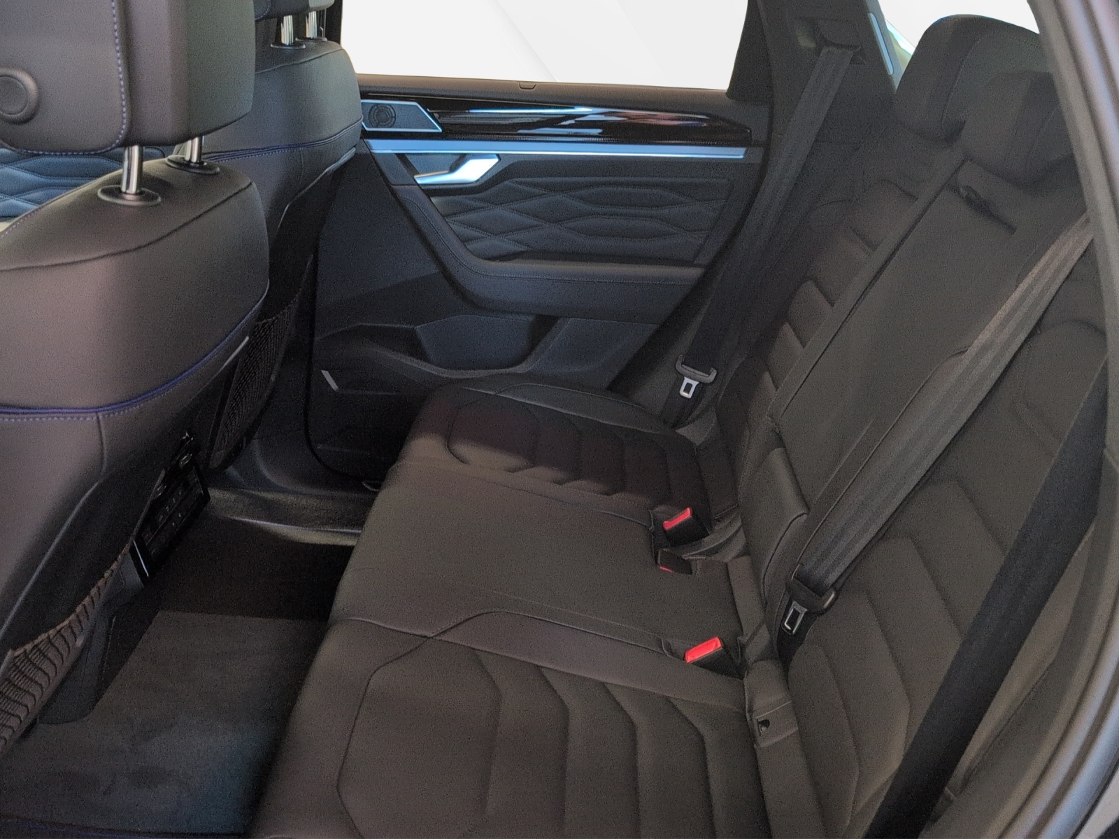 VW Touareg 3.0 TSI eHybrid United Tiptronic-image-6