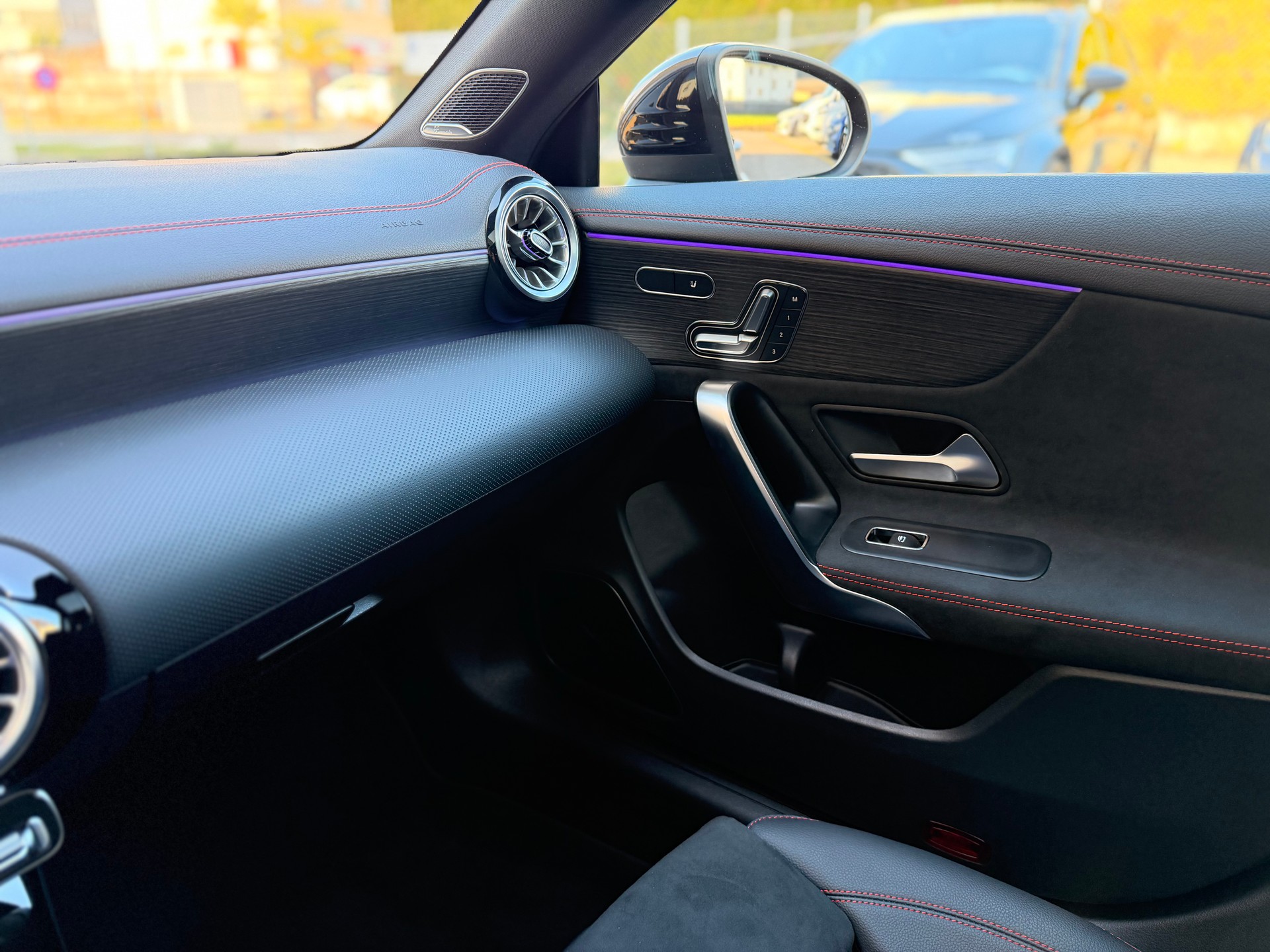 MERCEDES-BENZ CLA 35 AMG 4Matic 8G-DCT-image-17