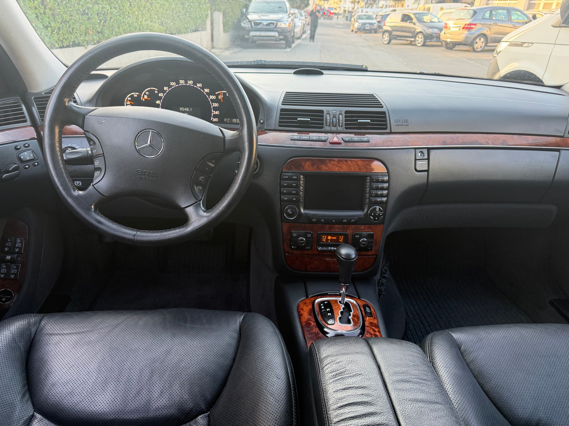 MERCEDES-BENZ S 350 4Matic-image-10