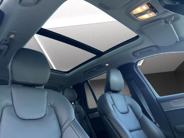 VOLVO XC90 2.0 T8 TE Ultra Dark eAWD-image-12