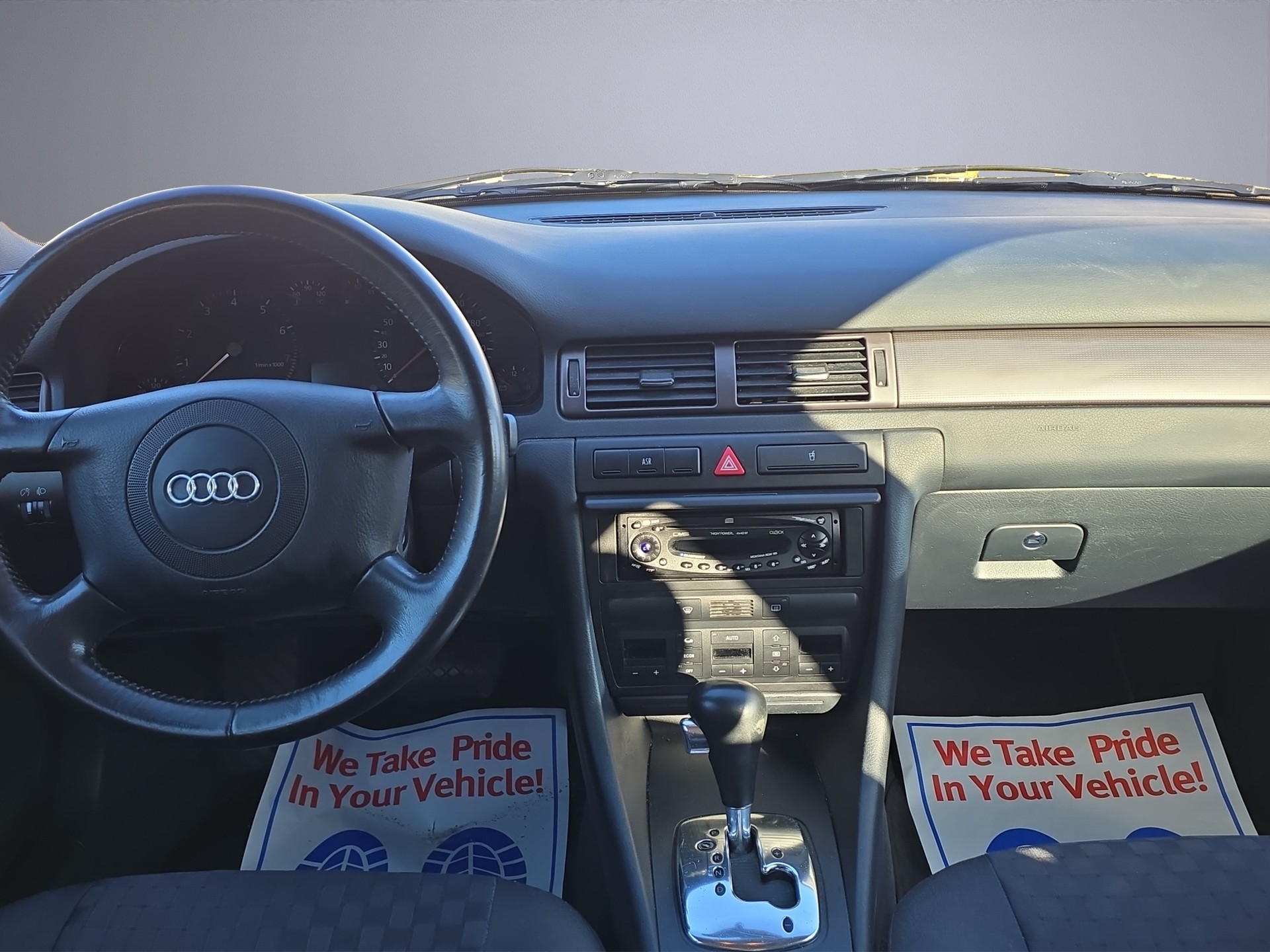 AUDI A6 2.4 Advance-image-11