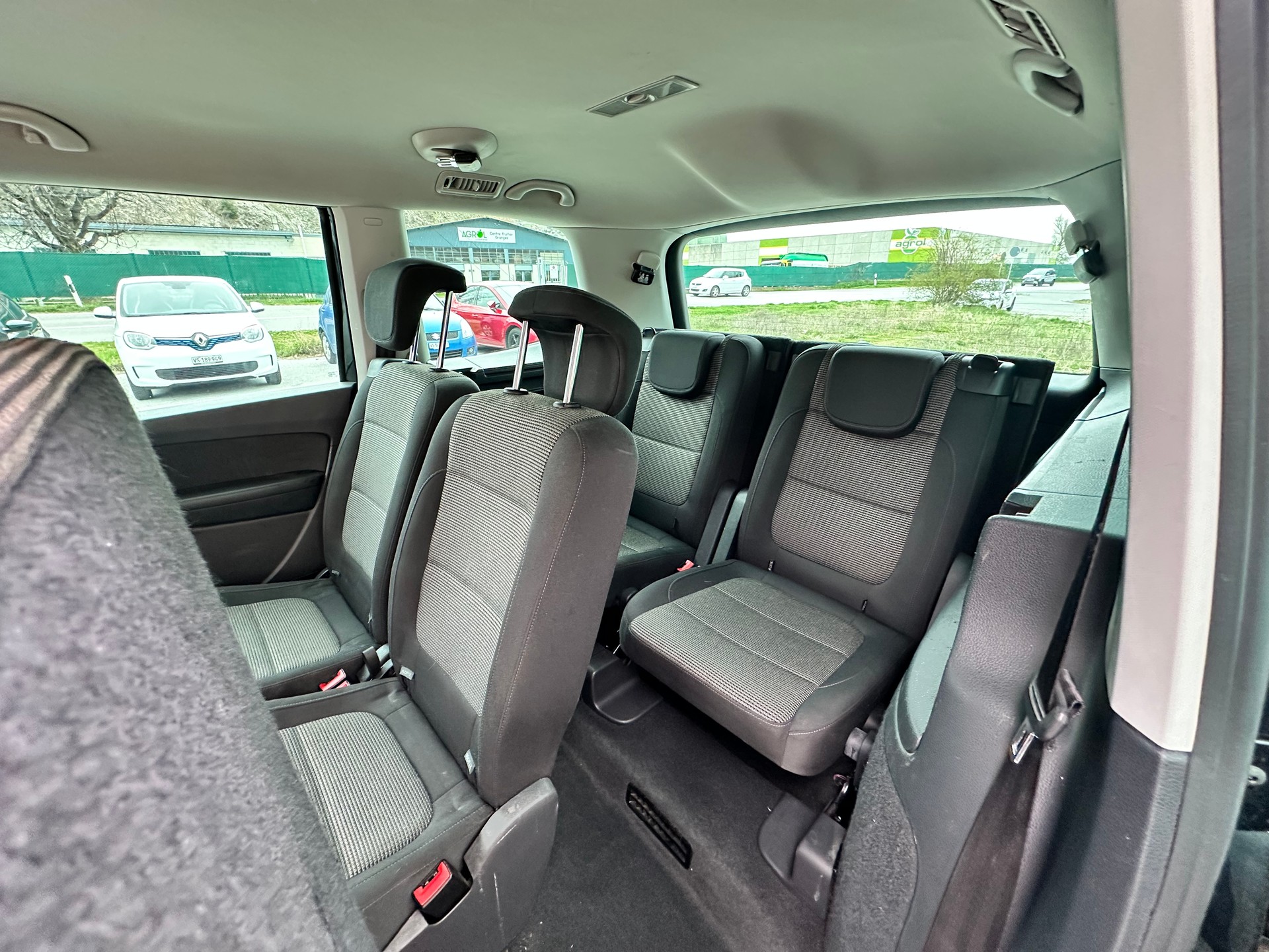 VW Sharan 2.0 TDI BMT Design 4Motion-image-15