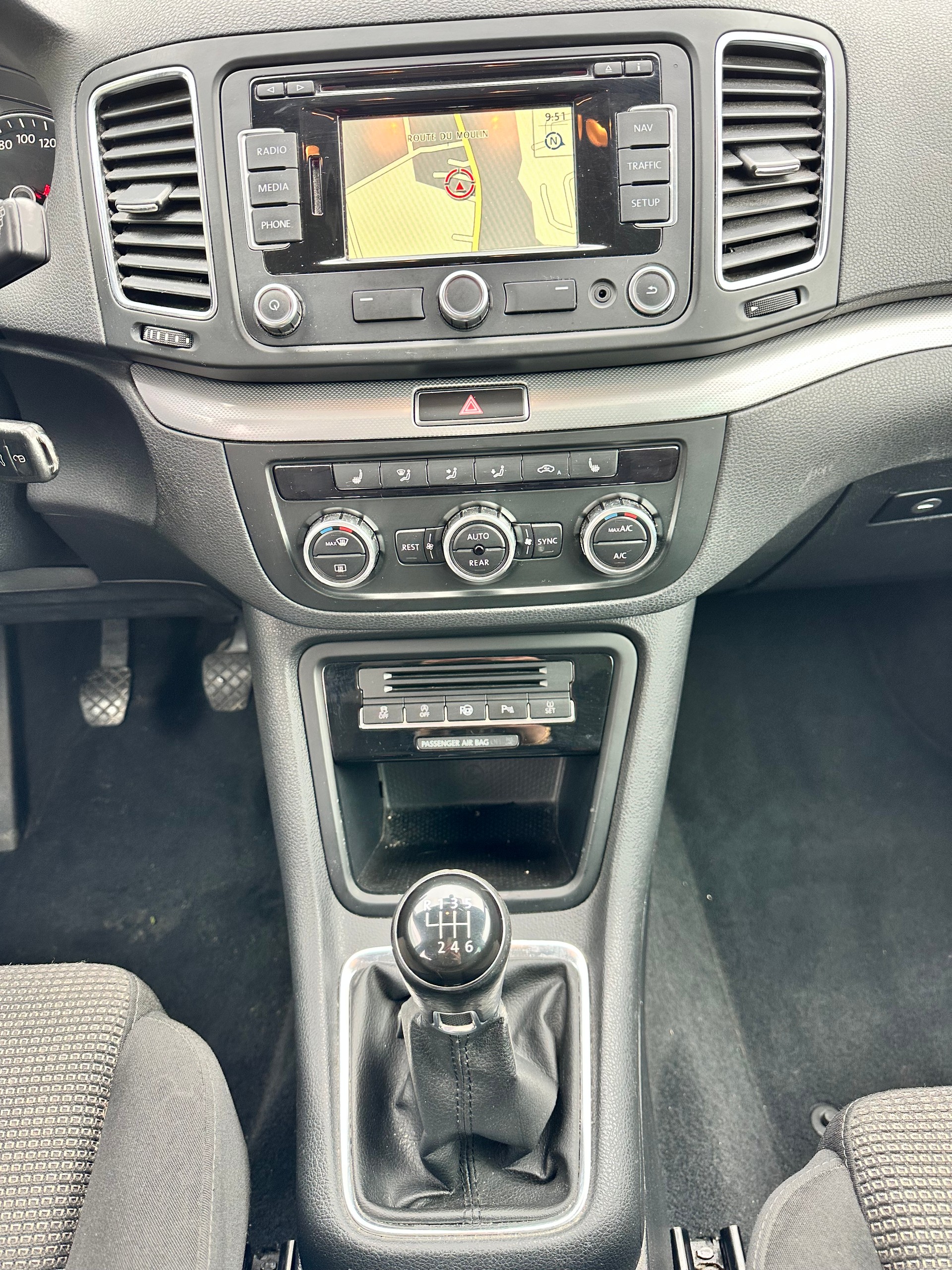VW Sharan 2.0 TDI BMT Design 4Motion-image-12