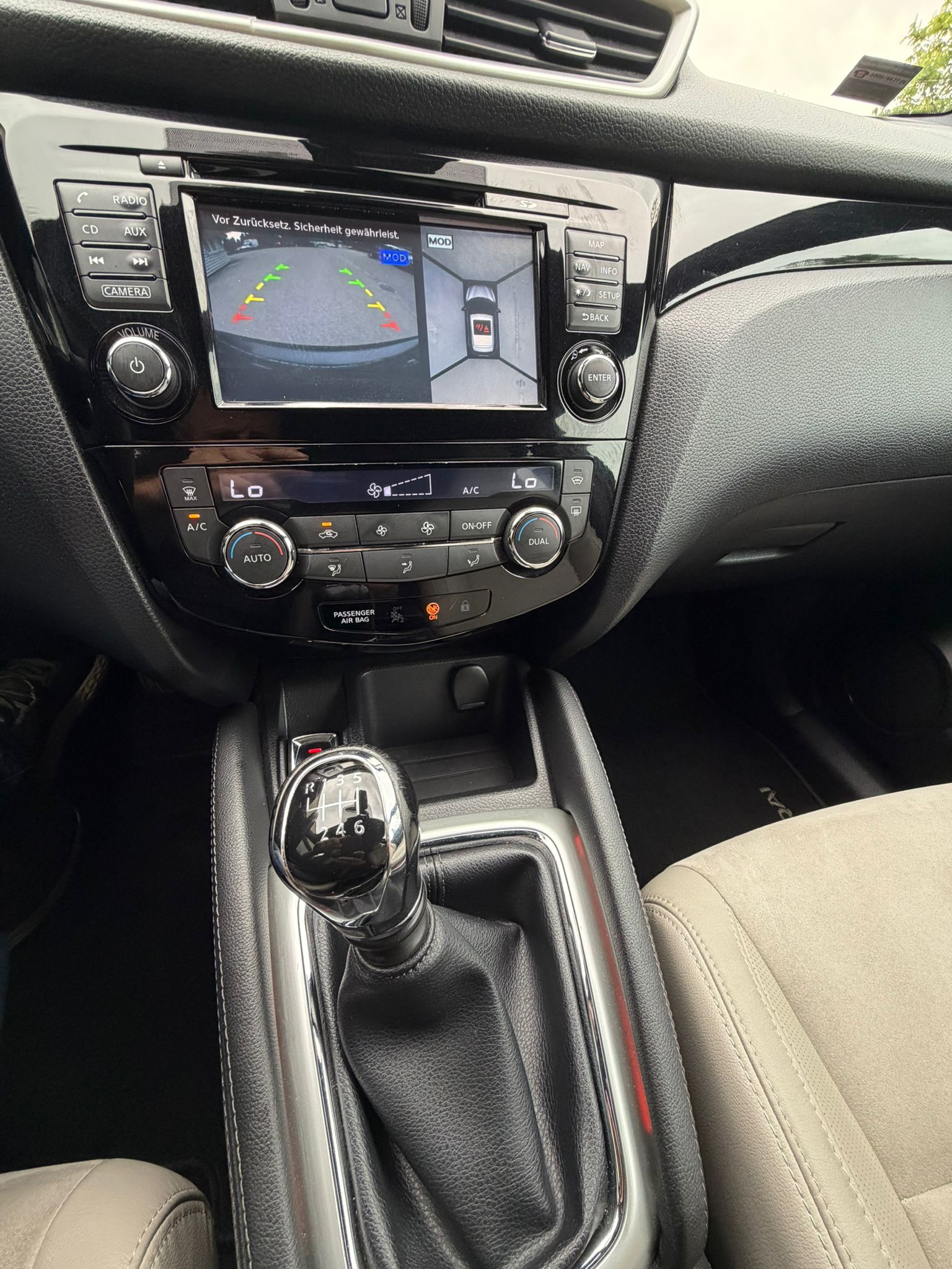 NISSAN Qashqai 1.6 dCi tekna ALL-MODE 4x4-image-10