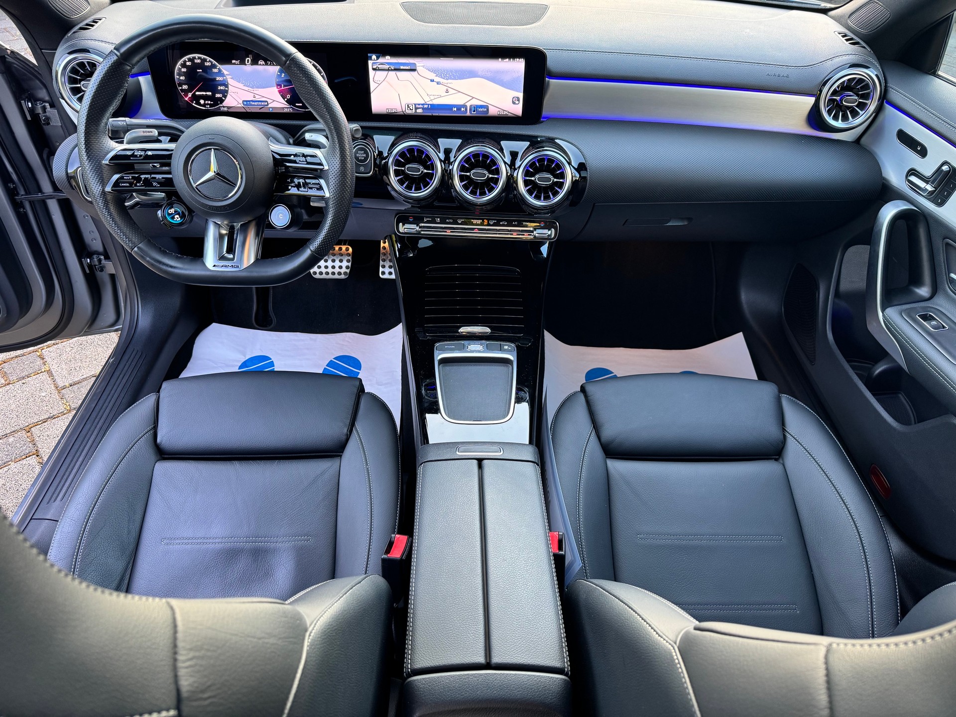 MERCEDES-BENZ CLA 35 AMG 4Matic 8G-DCT-image-7