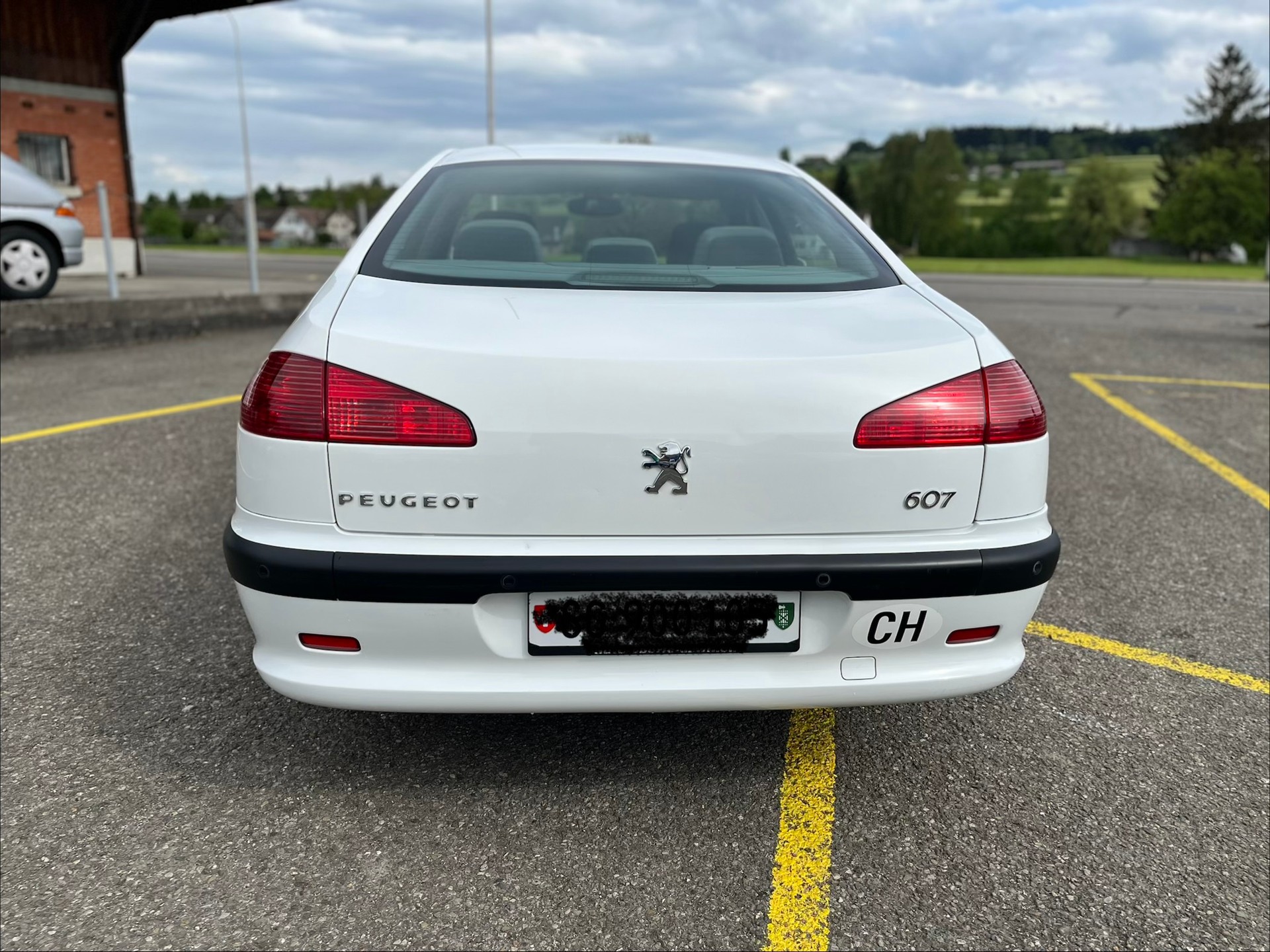 PEUGEOT Frisch MFK 4/5/2026 mit 8 reifen-image-4