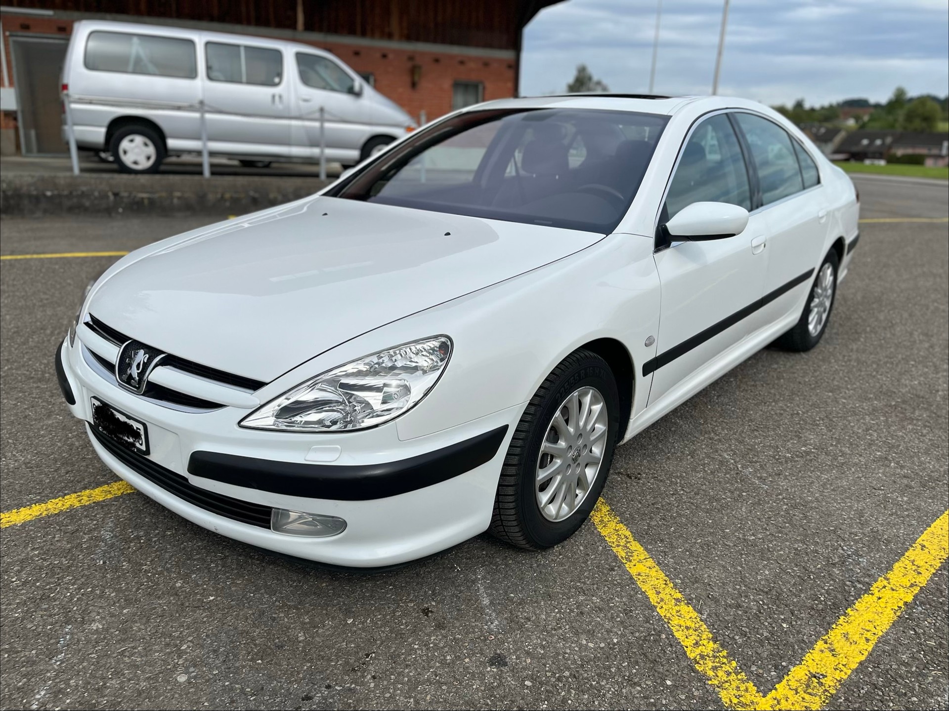 PEUGEOT Frisch MFK 4/5/2026 mit 8 reifen