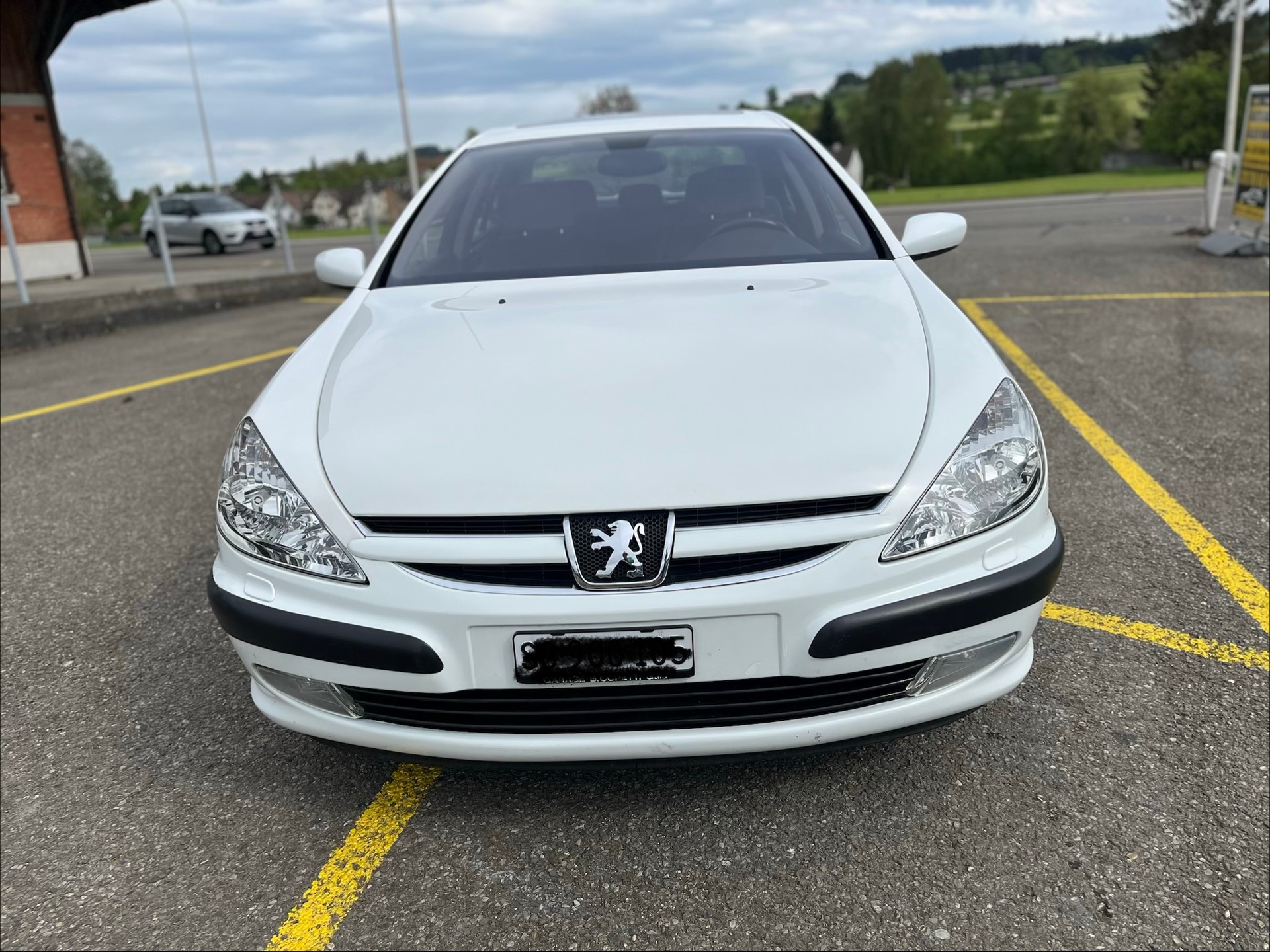PEUGEOT Frisch MFK 4/5/2026 mit 8 reifen-image-1