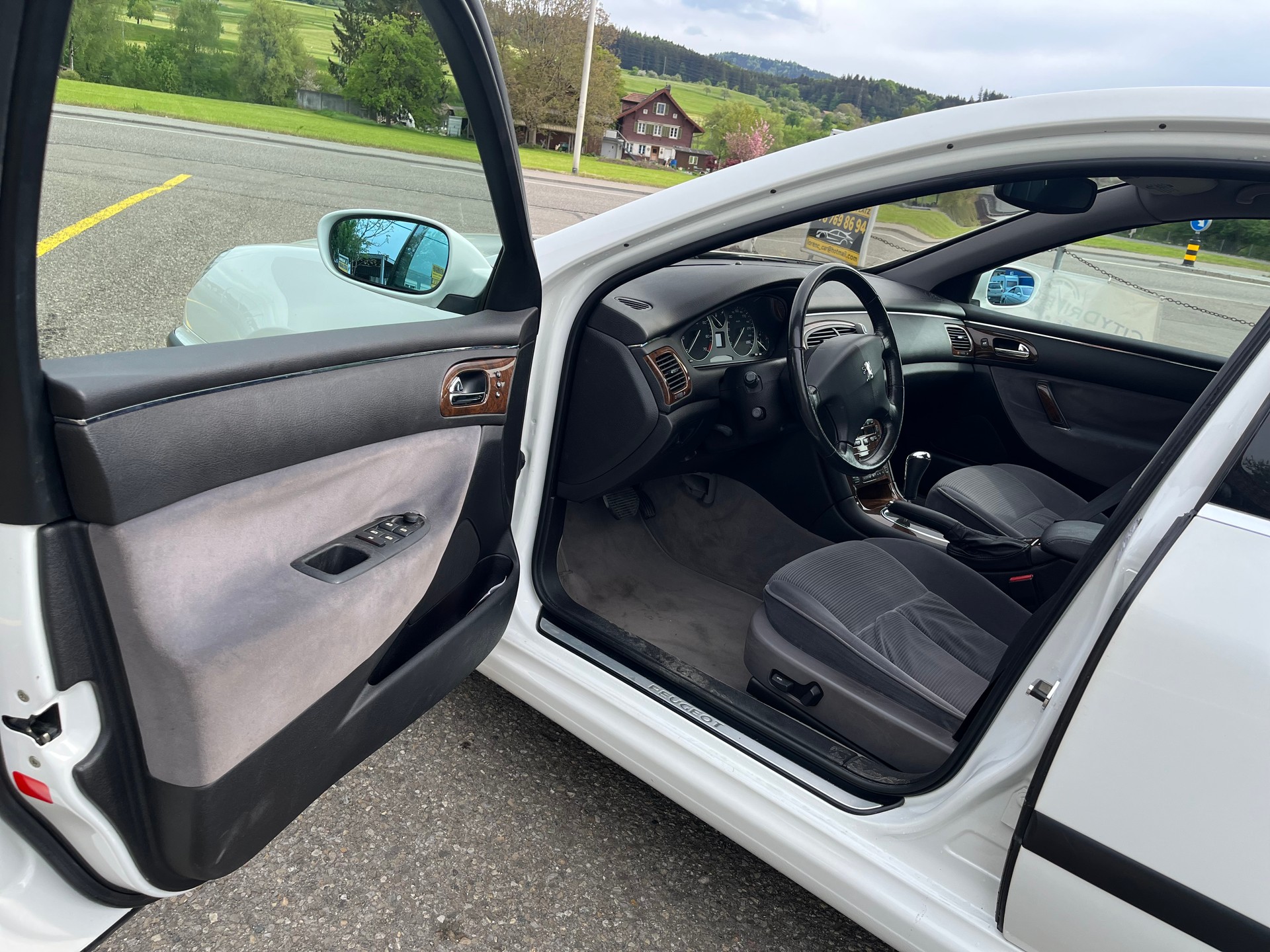 PEUGEOT Frisch MFK 4/5/2026 mit 8 reifen-image-12