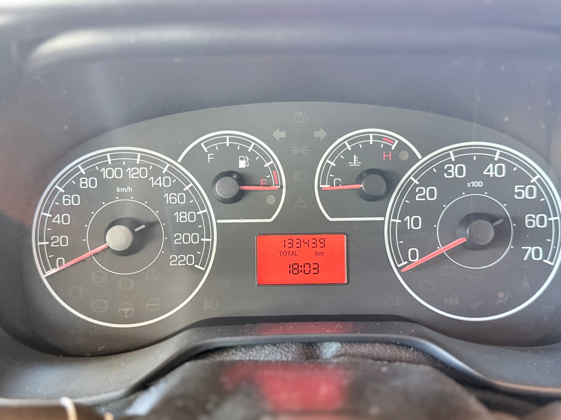 FIAT Punto 1.2 Actual-image-11