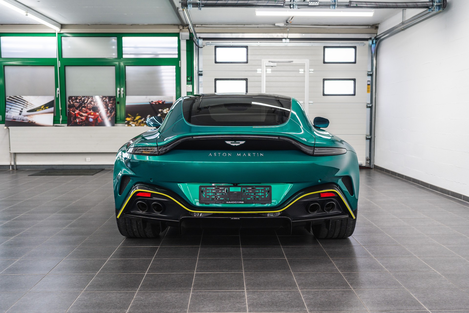 ASTON MARTIN ASTON MARTIN V8 Vantage Coupé 4.0 V8 Bi-Turbo FULL OPTIONS-image-5